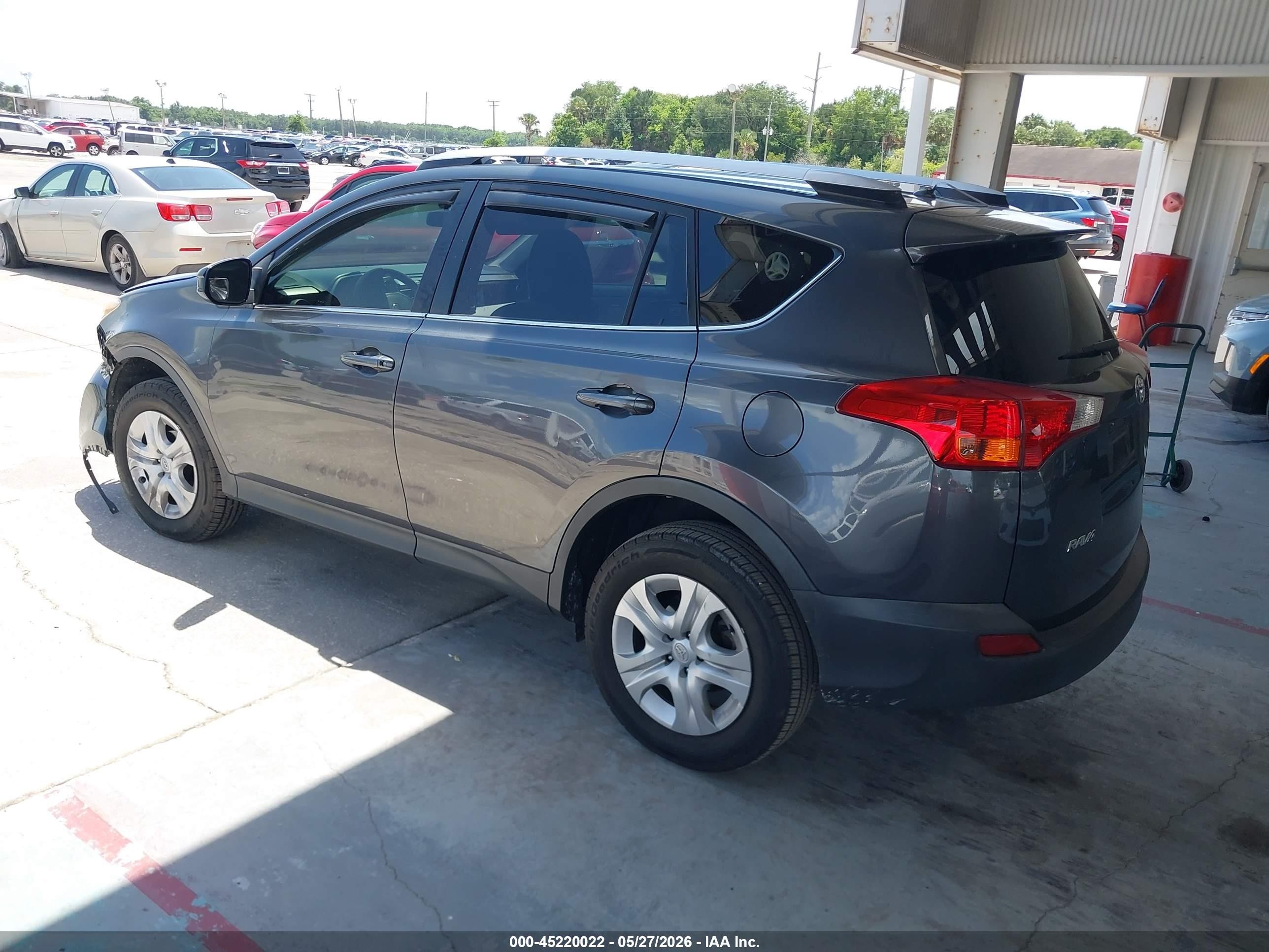 2015 Toyota Rav4 Le Gray vin: JTMZFREV6FD043676