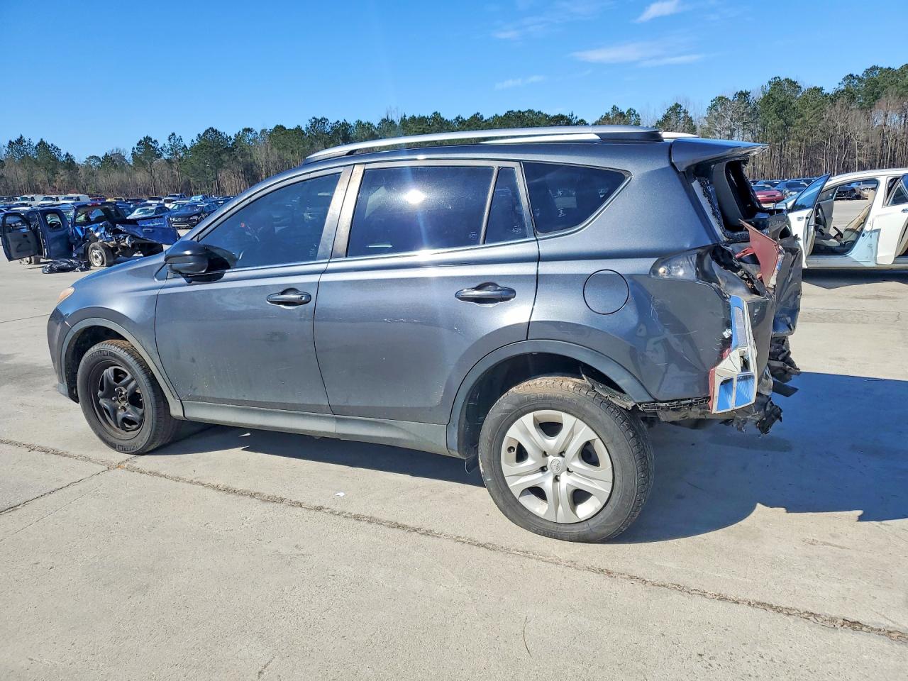 2015 Toyota Rav4 Le Gray vin: JTMZFREV6FD057108
