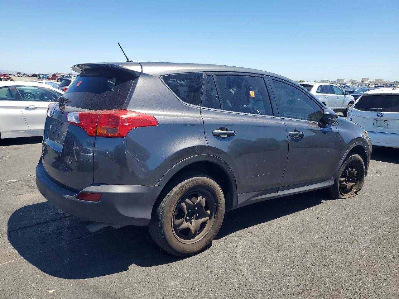 2015 Toyota Rav4 Le Gray vin: JTMZFREV6FD063295