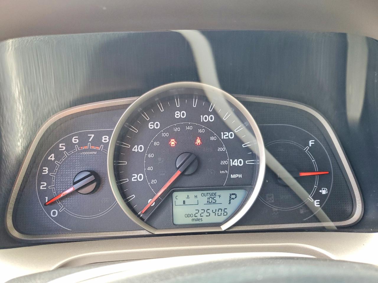2015 Toyota Rav4 Le Gray vin: JTMZFREV6FD063295