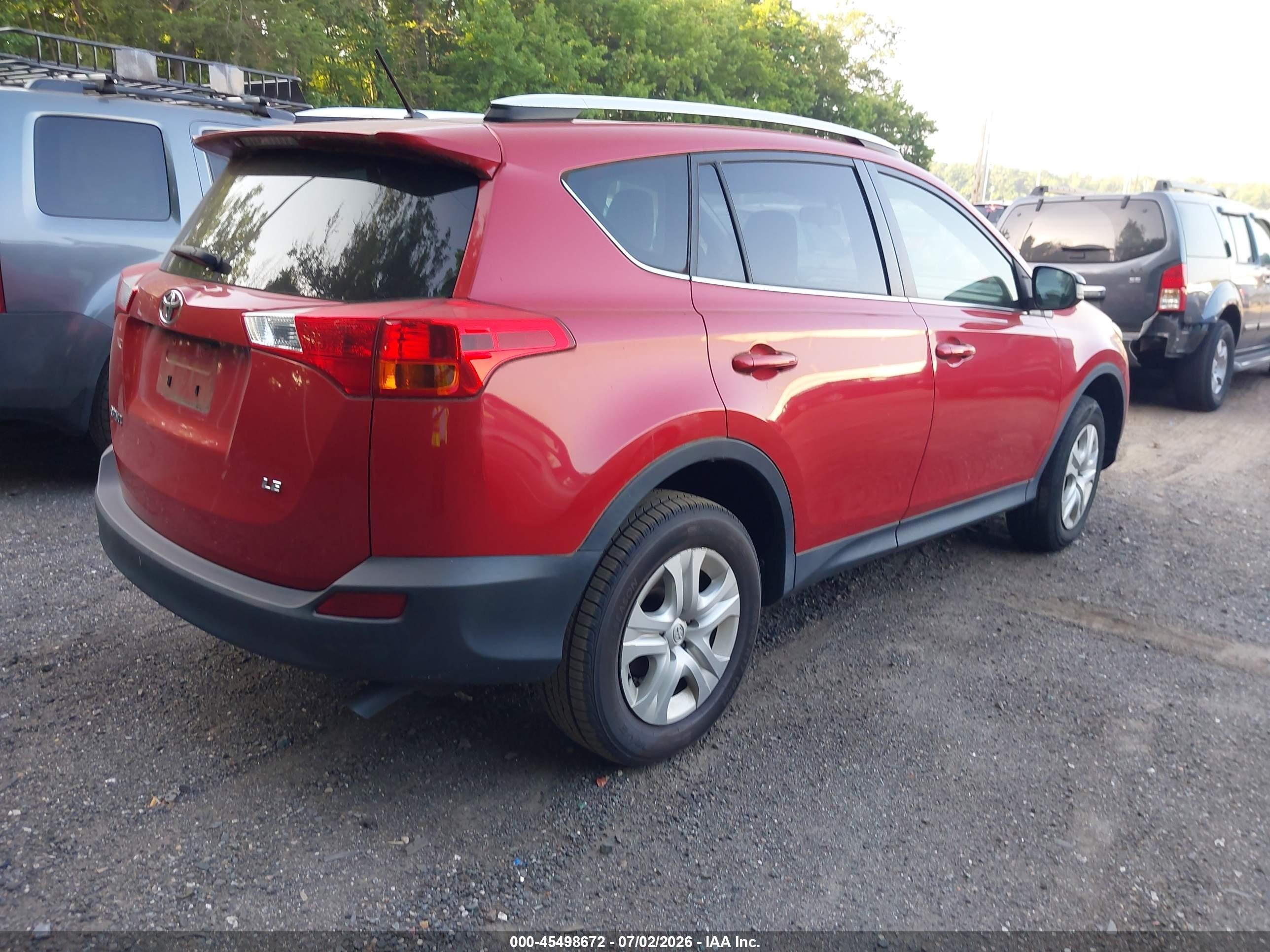 2015 Toyota Rav4 Le Красный vin: JTMZFREV6FD073146