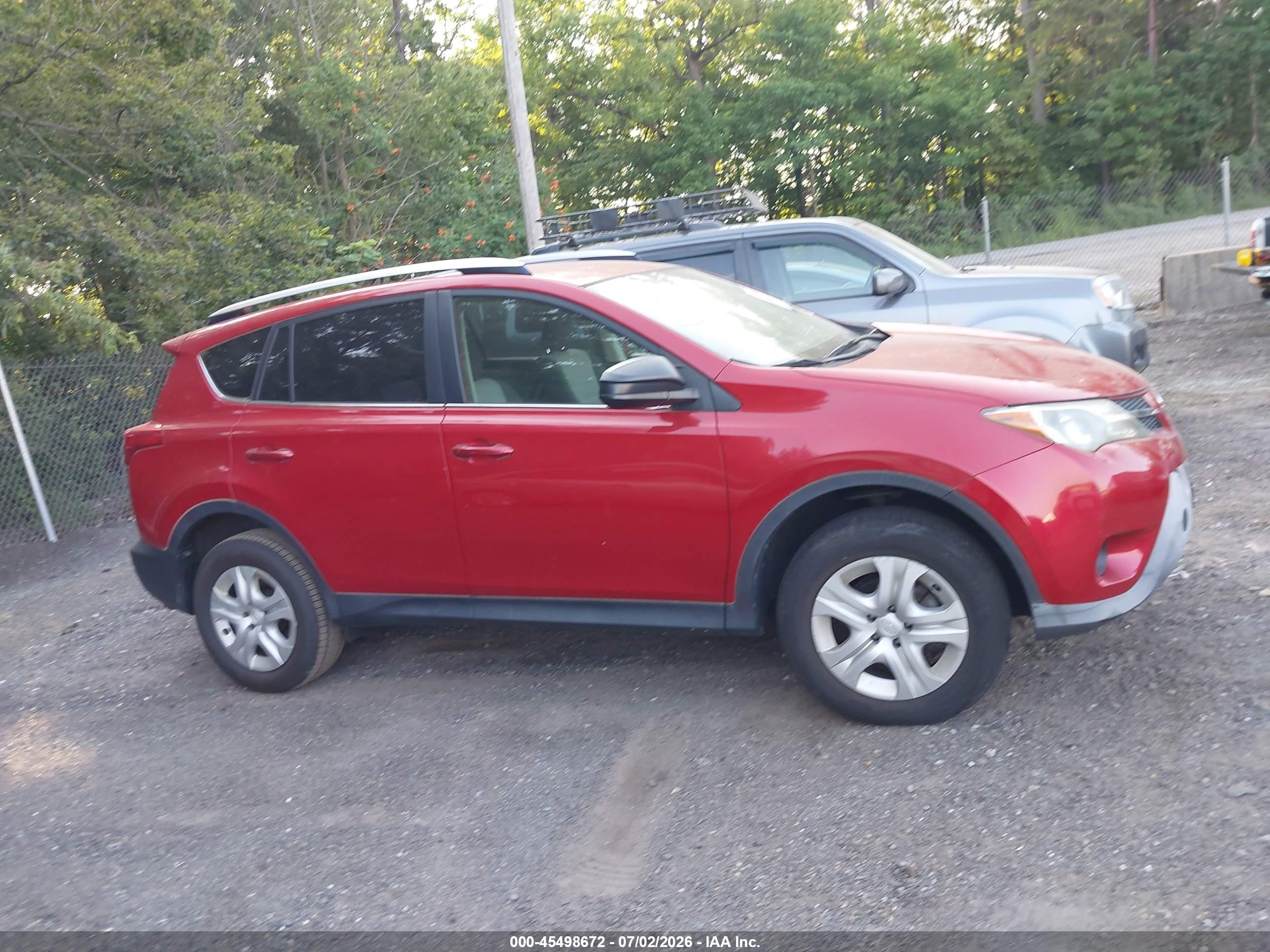 2015 Toyota Rav4 Le Красный vin: JTMZFREV6FD073146