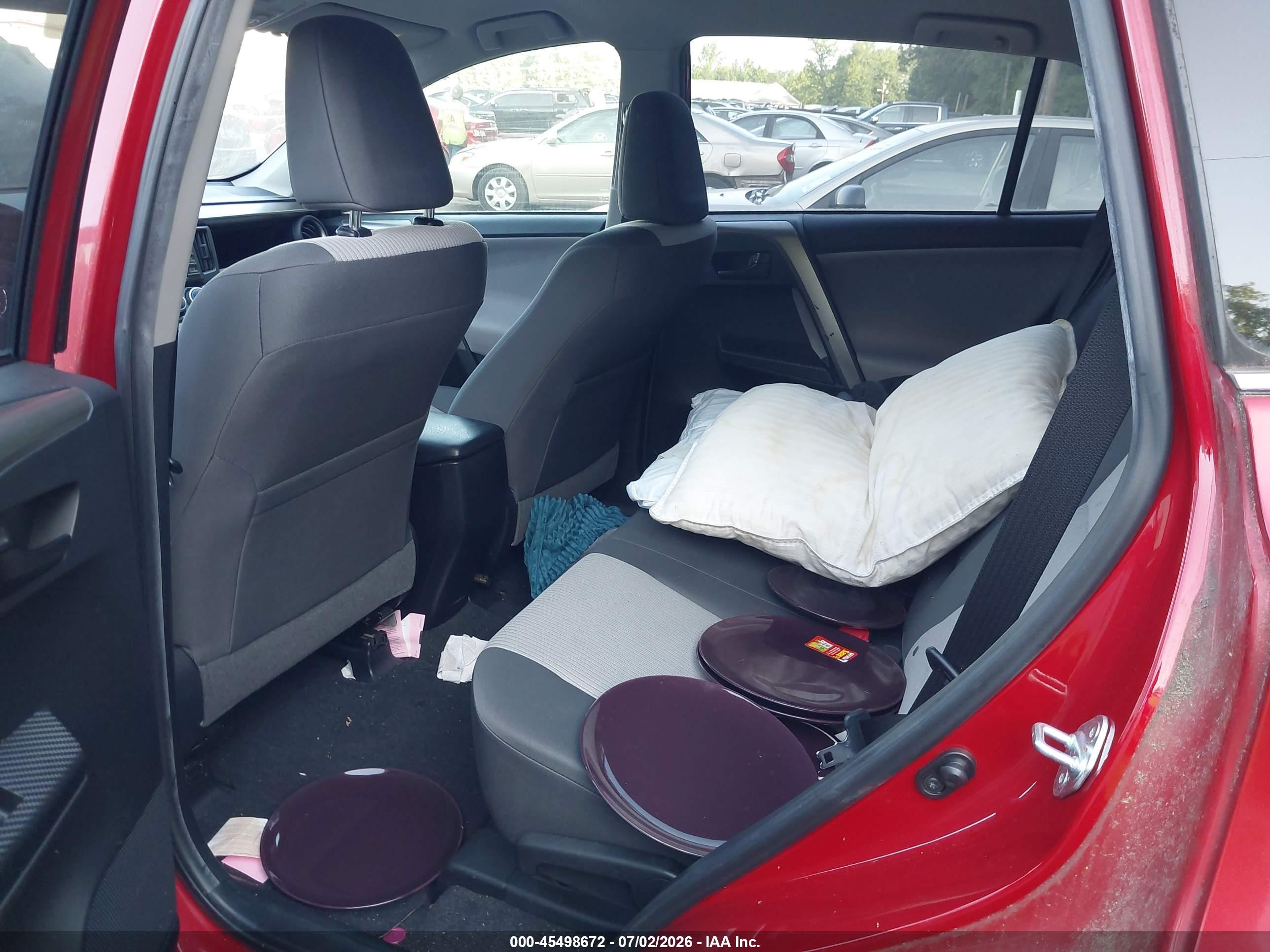2015 Toyota Rav4 Le Красный vin: JTMZFREV6FD073146
