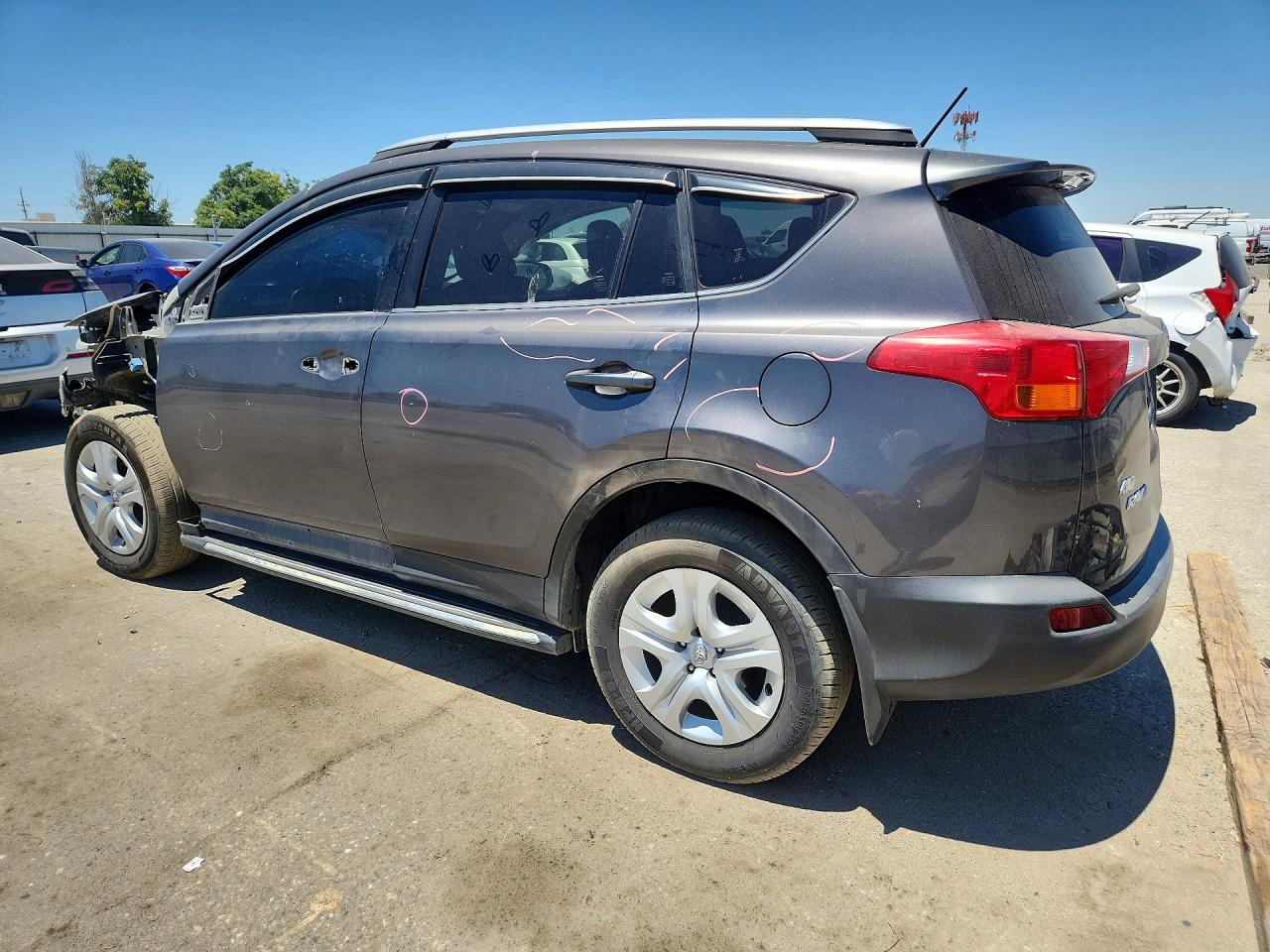 2015 Toyota Rav4 Le Gray vin: JTMZFREV6FJ031786