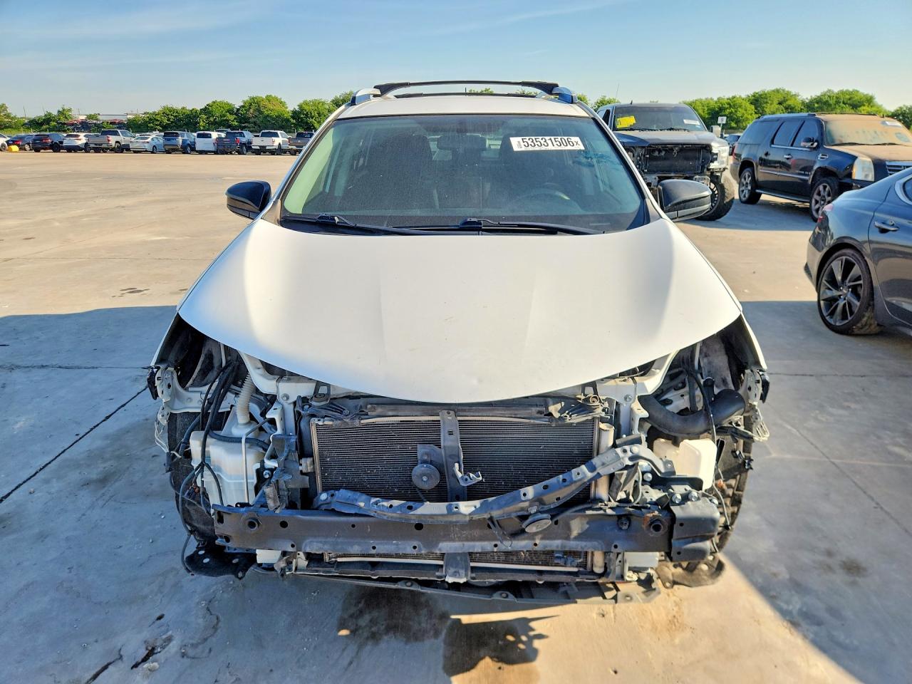 2015 Toyota Rav4 Le Белый vin: JTMZFREV6FJ035532