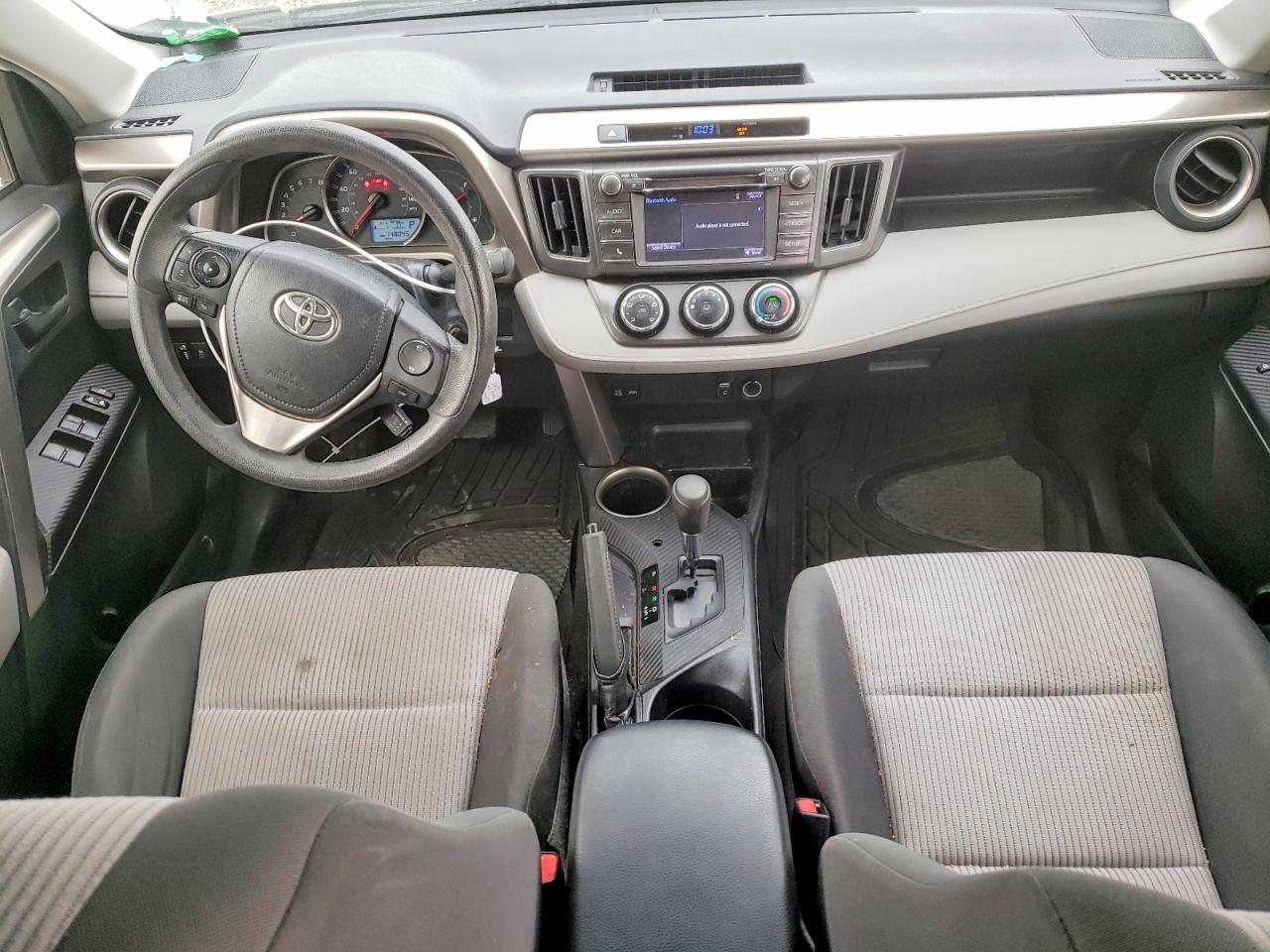 2015 Toyota Rav4 Le White vin: JTMZFREV6FJ049589