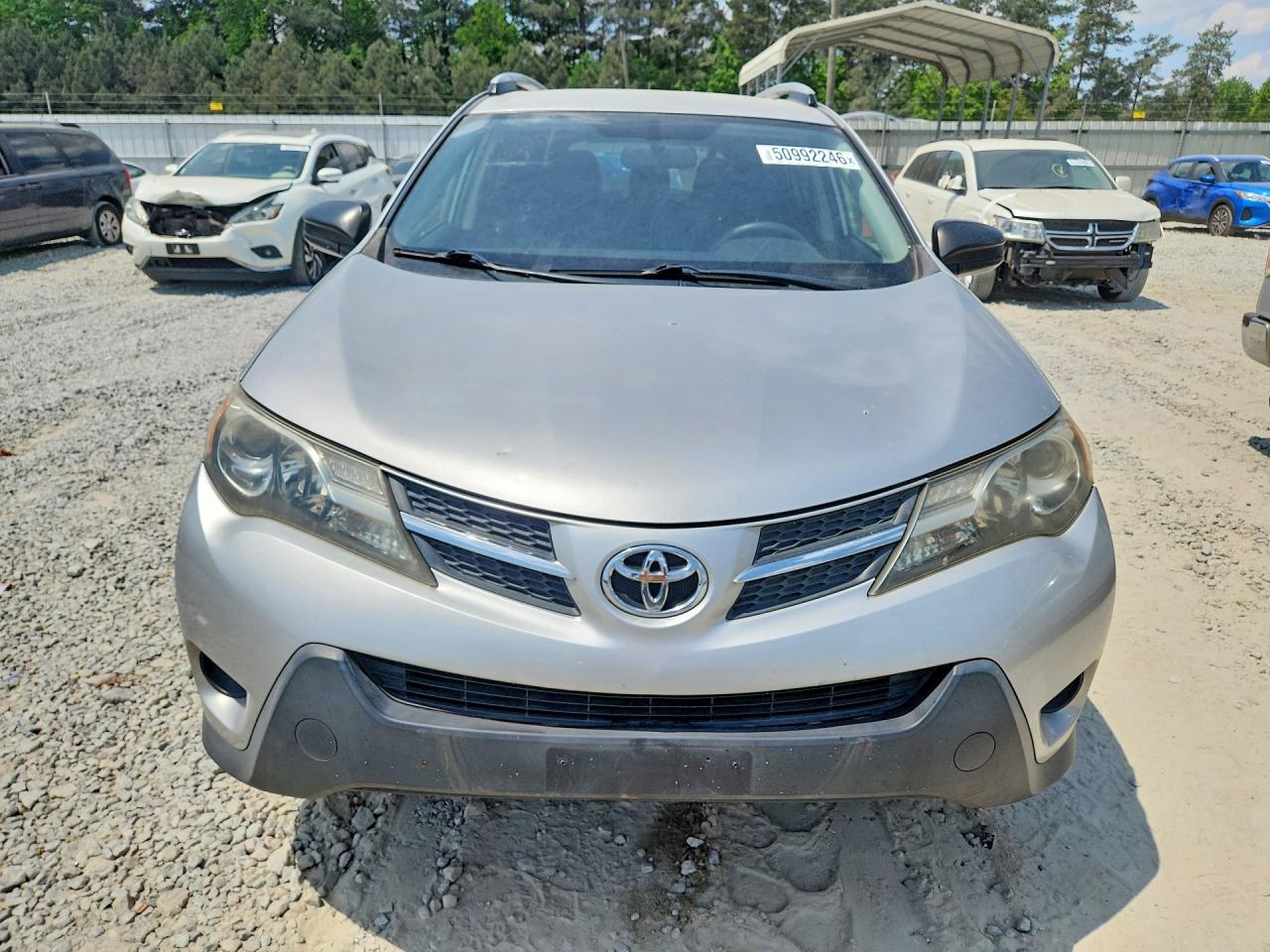 2015 Toyota Rav4 Le Silver vin: JTMZFREV6FJ053139