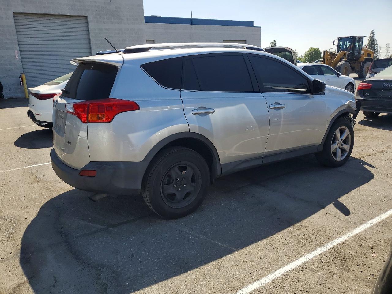 2013 Toyota Rav4 Le Silver vin: JTMZFREV7D5012945