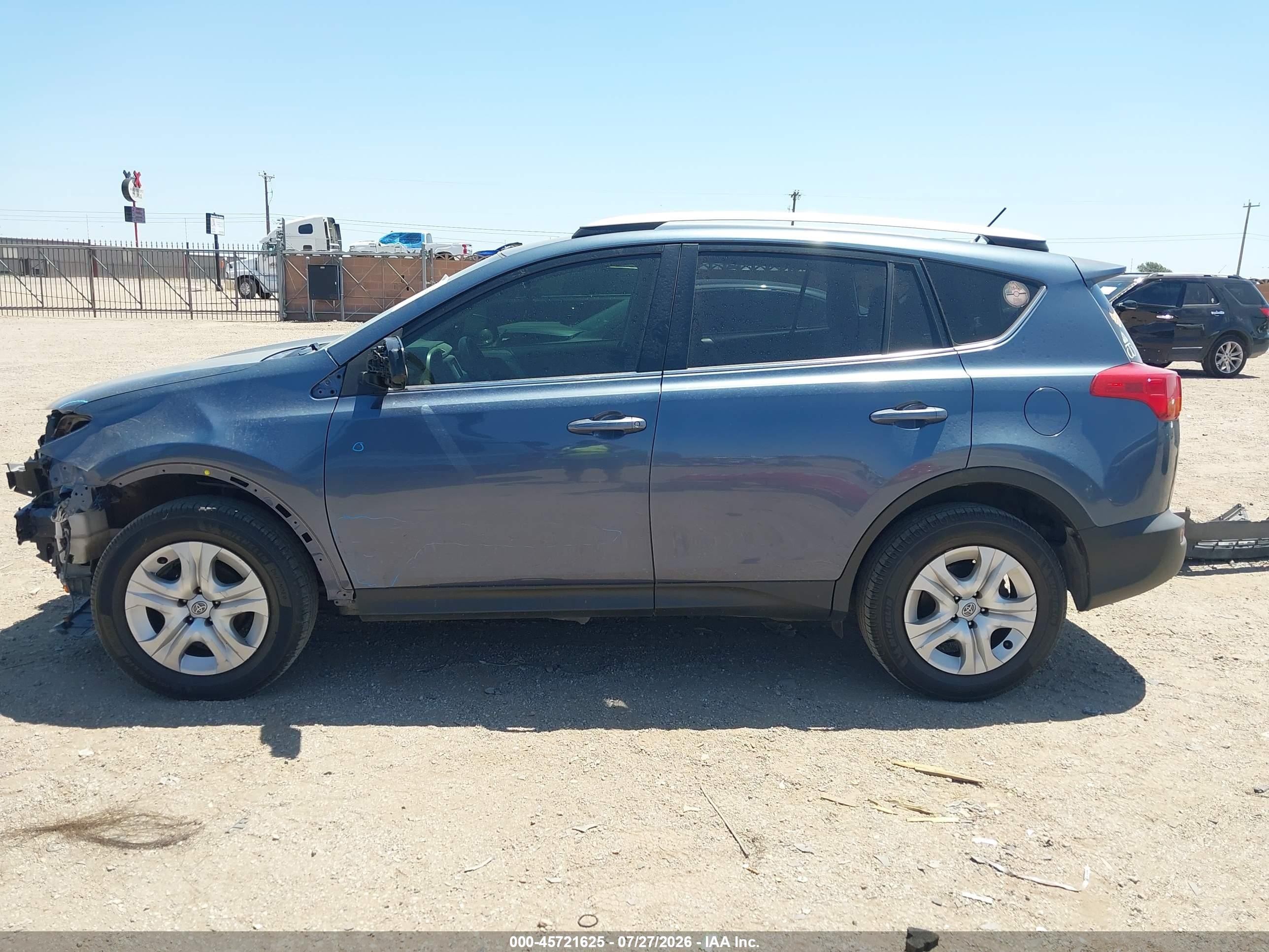 2014 Toyota Rav4 Le Blue vin: JTMZFREV7ED033799