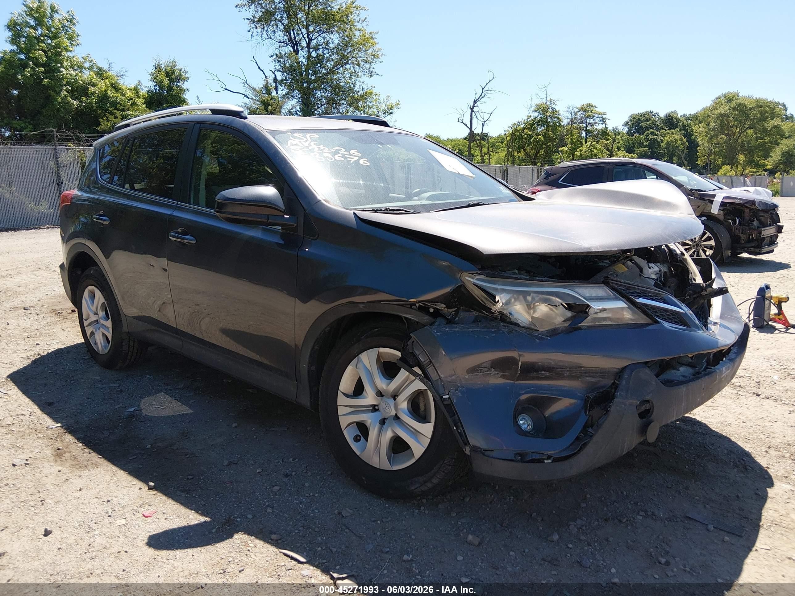 2014 Toyota Rav4 Le Gray vin: JTMZFREV7EJ000349