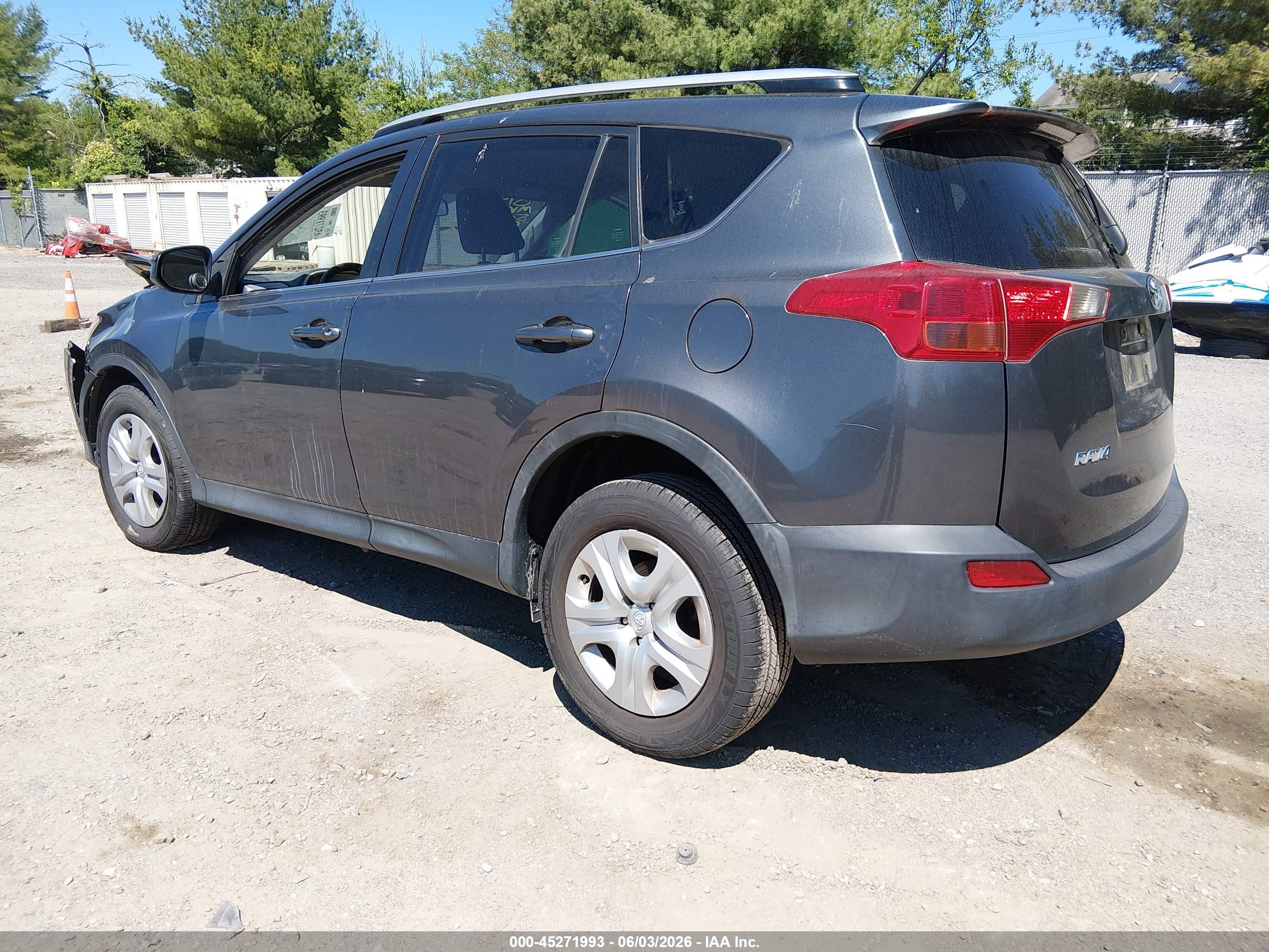 2014 Toyota Rav4 Le Gray vin: JTMZFREV7EJ000349