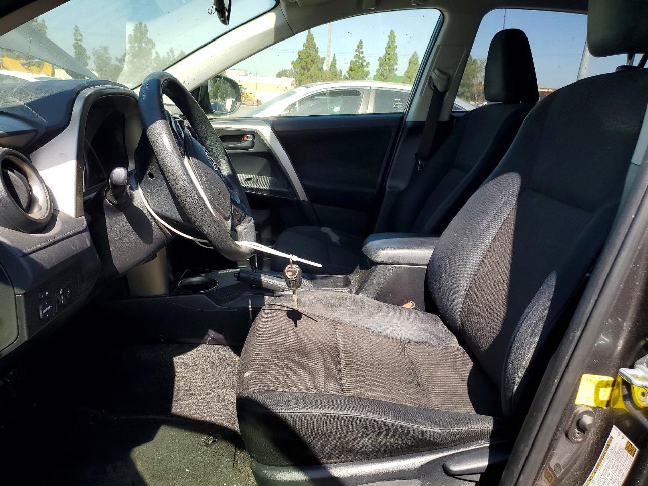 2015 Toyota Rav4 Le Gray vin: JTMZFREV7FD043508