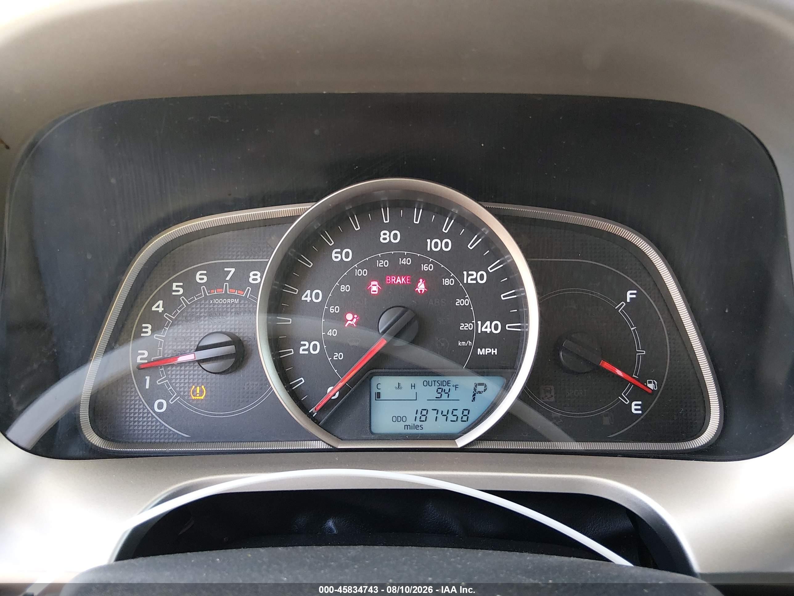 2015 Toyota Rav4 Le Brown vin: JTMZFREV7FD060633