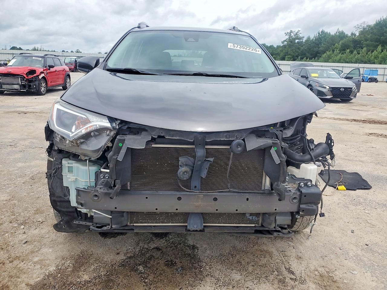 2018 Toyota Rav4 Le Gray vin: JTMZFREV7JJ178739