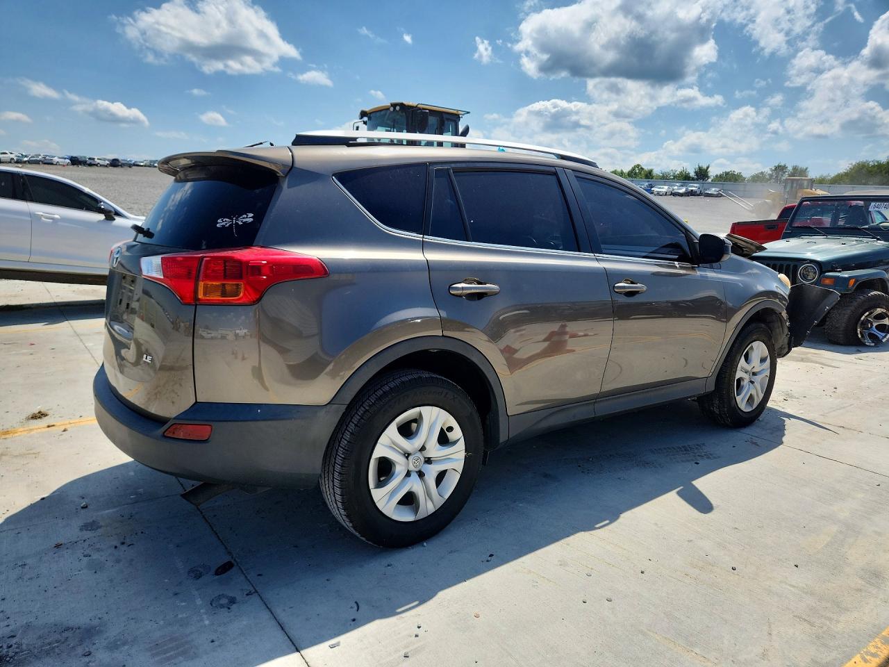 2013 Toyota Rav4 Le Brown vin: JTMZFREV8D5008919
