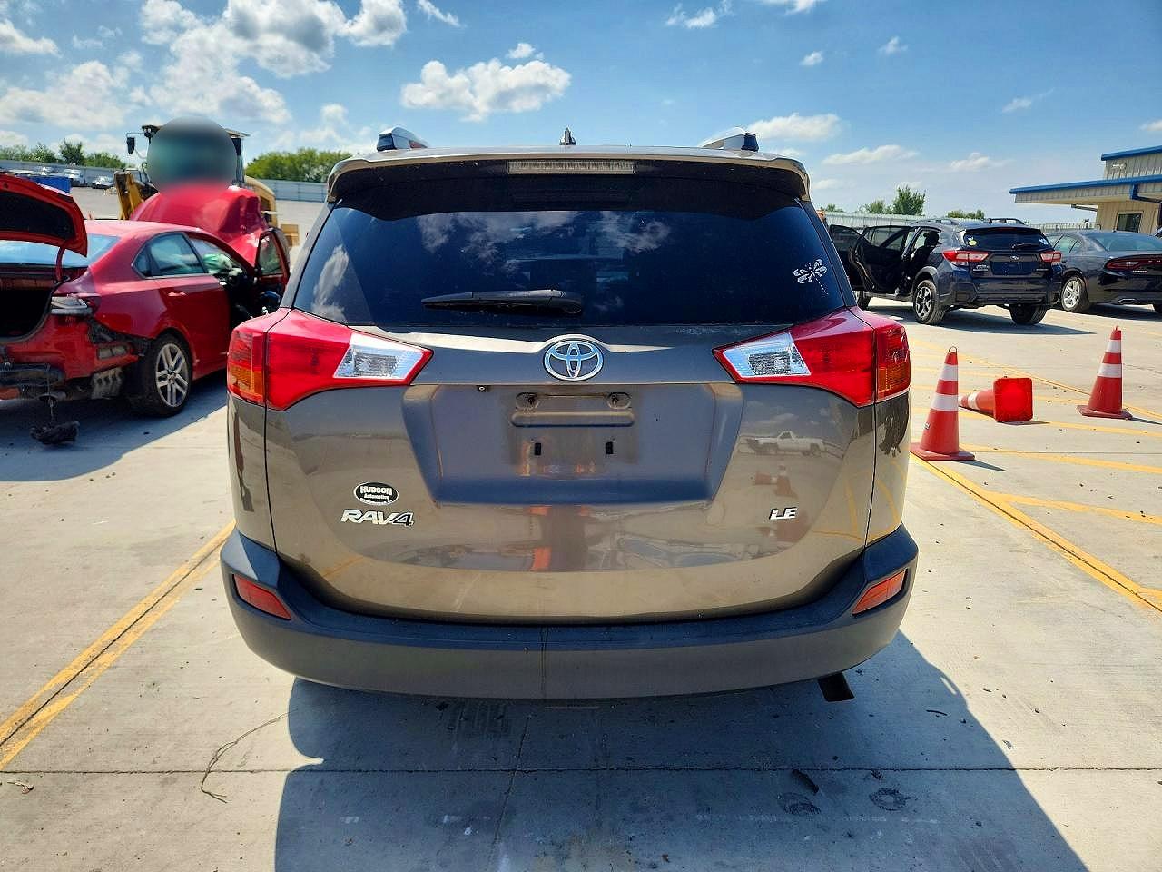 2013 Toyota Rav4 Le Brown vin: JTMZFREV8D5008919