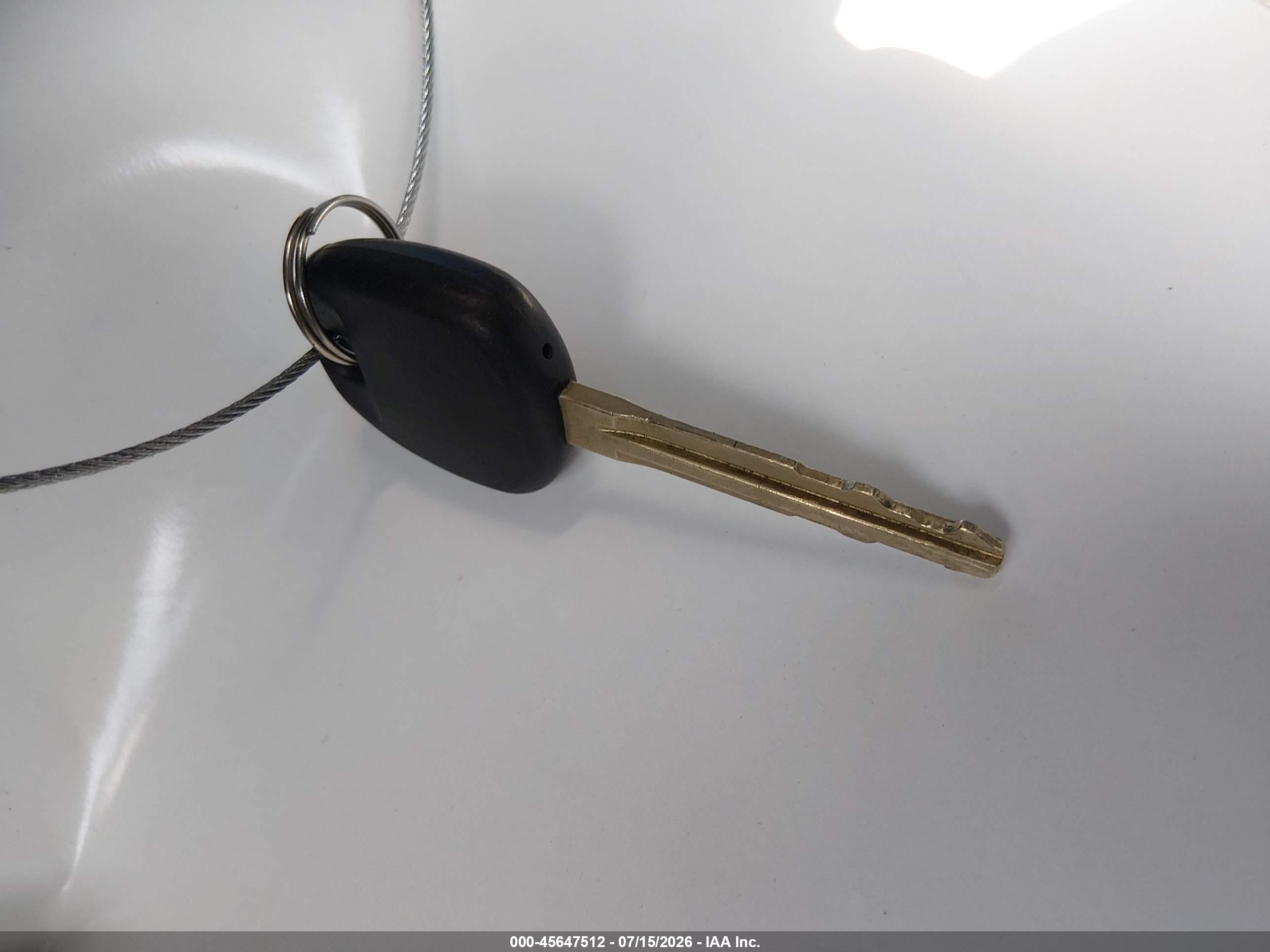 2013 Toyota Rav4 Le Серебряный vin: JTMZFREV8D5014252