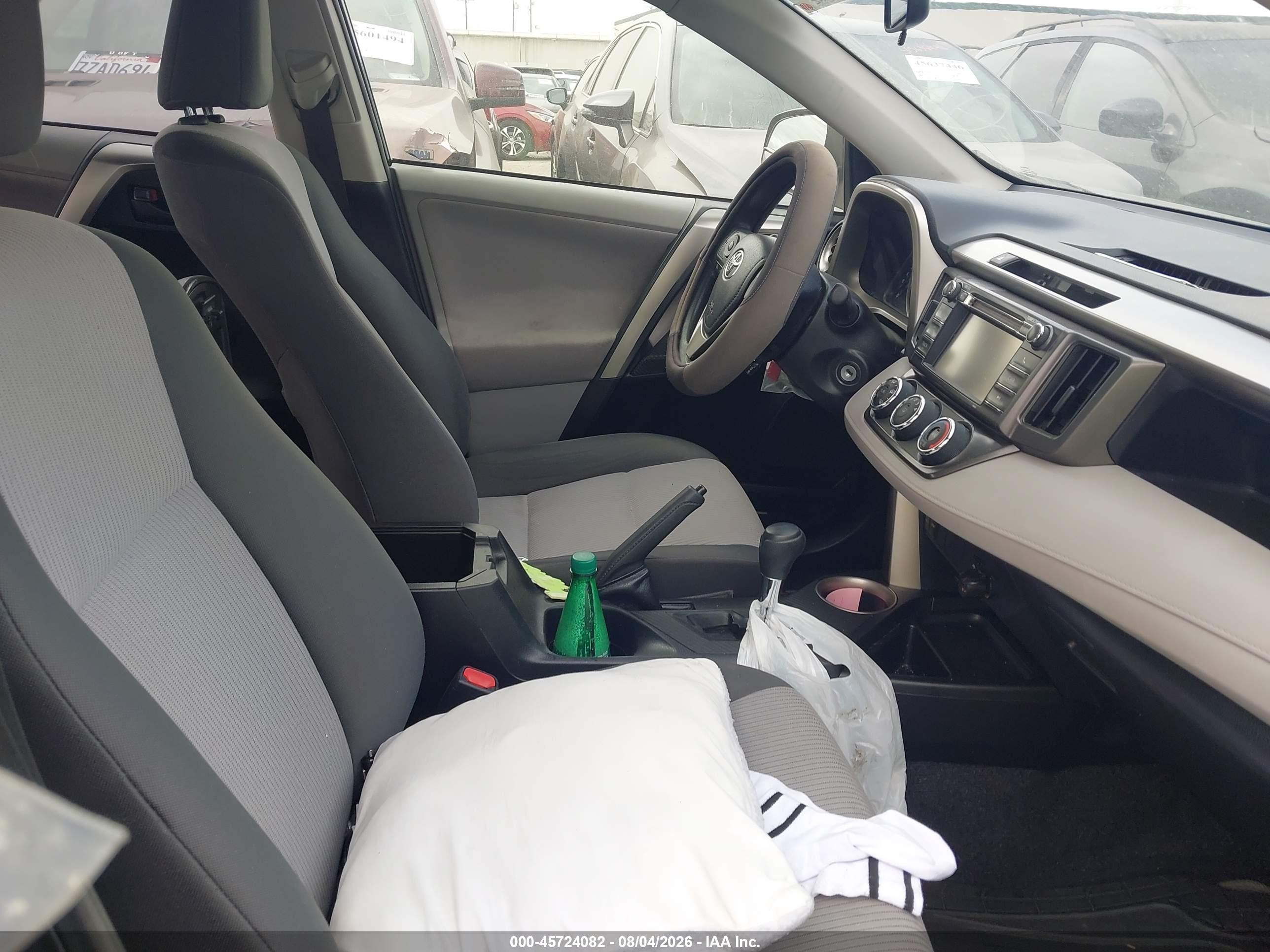 2013 Toyota Rav4 Le Green vin: JTMZFREV8D5017894