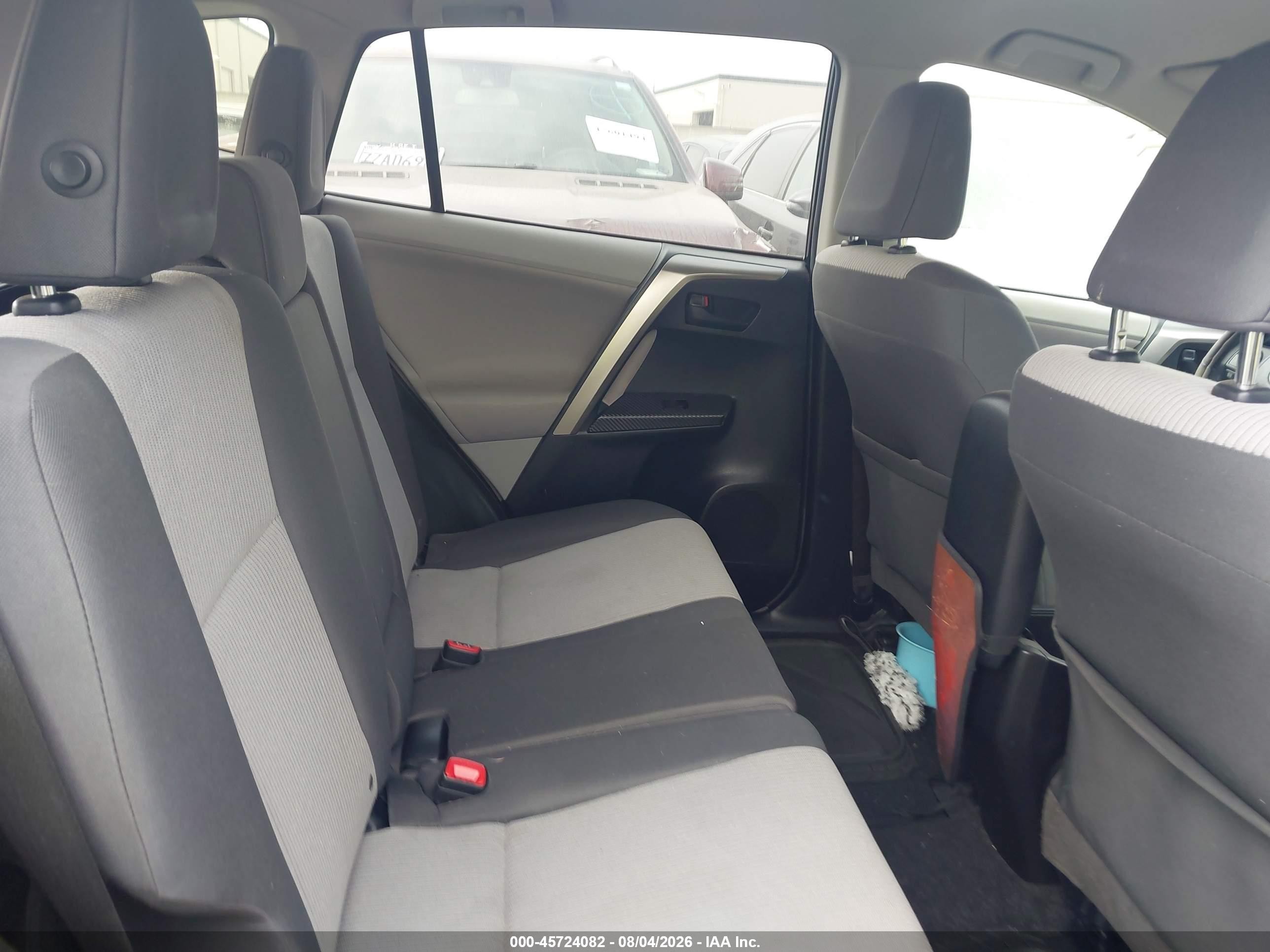 2013 Toyota Rav4 Le Green vin: JTMZFREV8D5017894