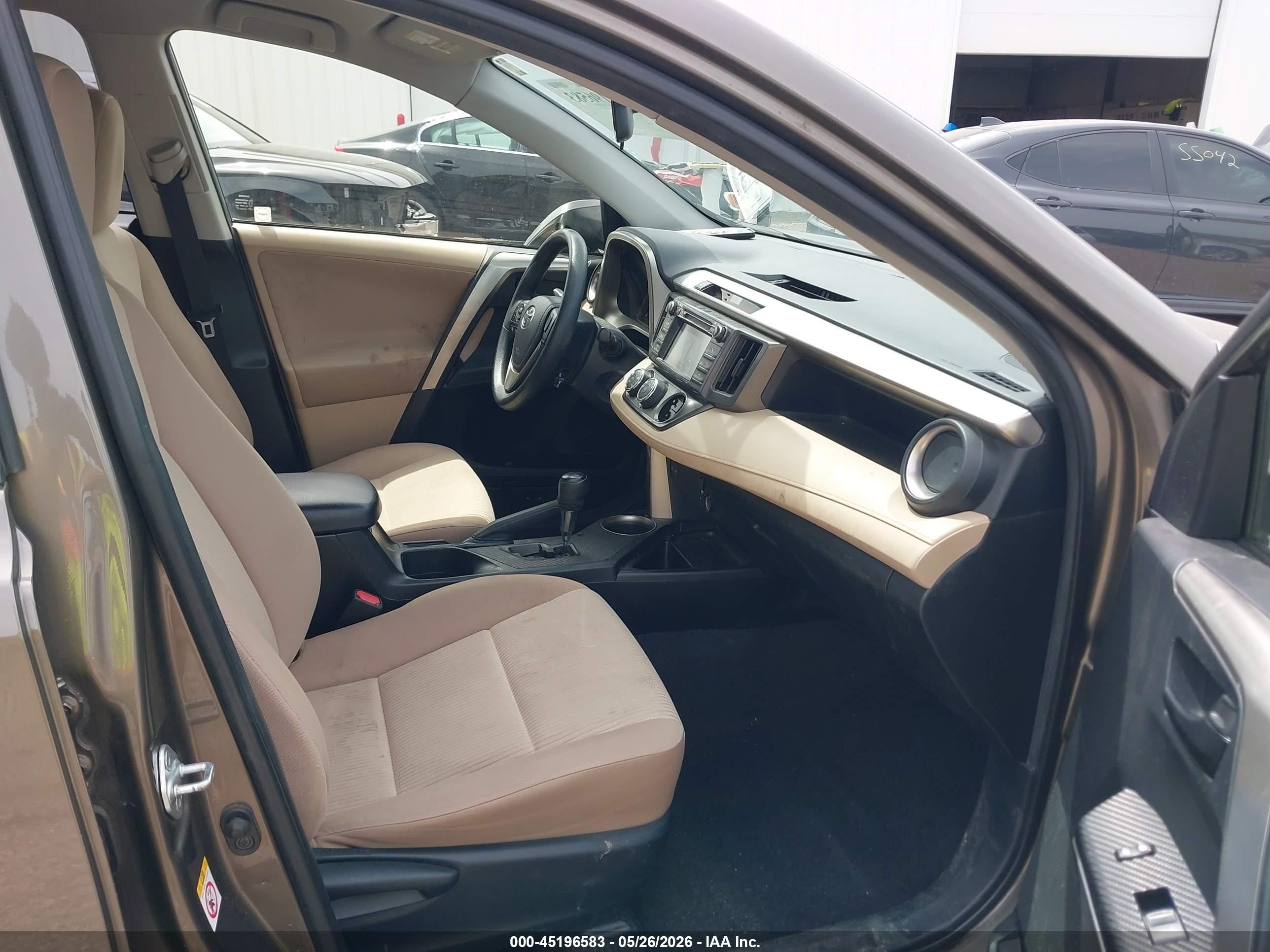 2013 Toyota Rav4 Le Brown vin: JTMZFREV8DD003404
