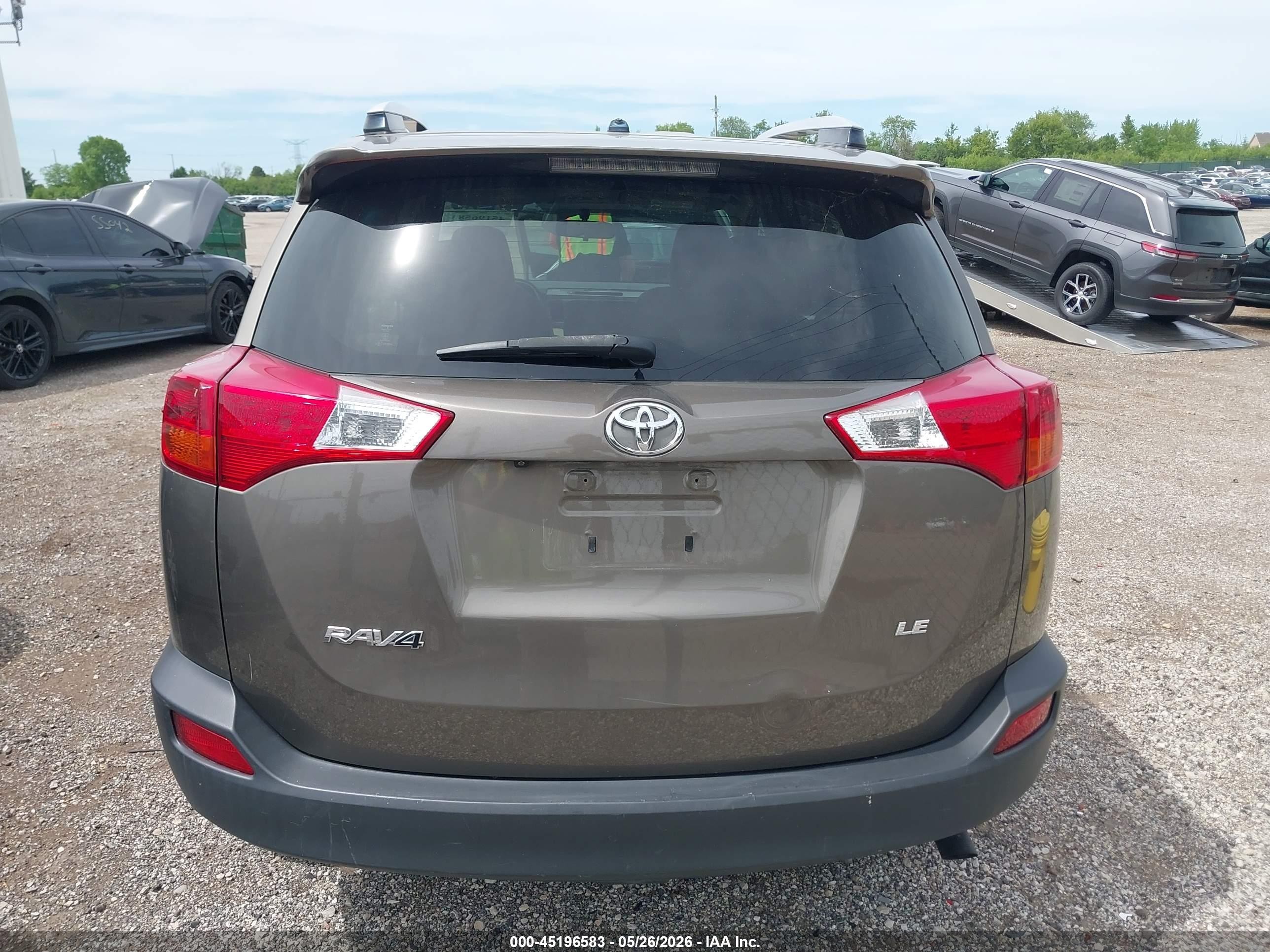 2013 Toyota Rav4 Le Brown vin: JTMZFREV8DD003404