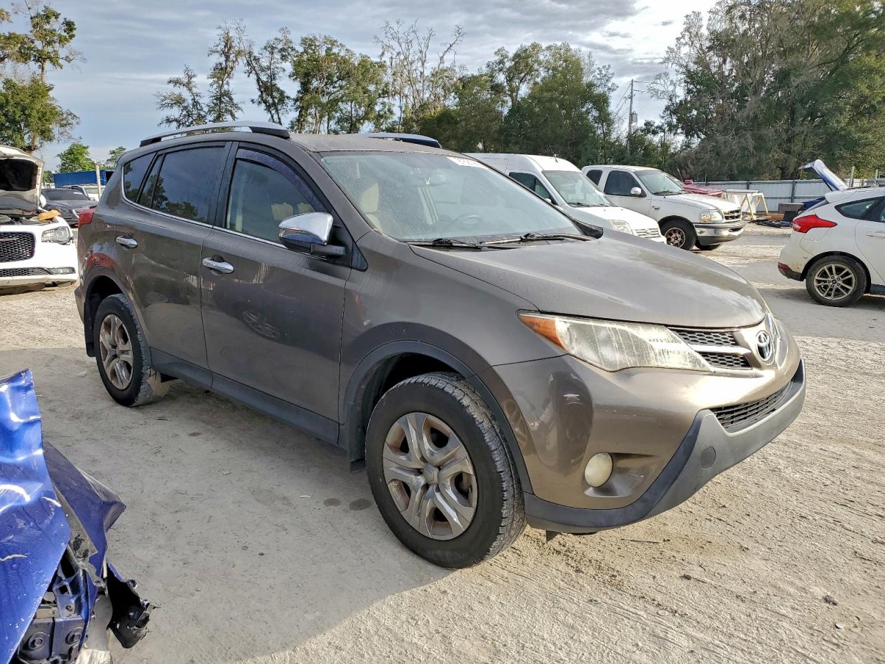 2013 Toyota Rav4 Le Brown vin: JTMZFREV8DD020221