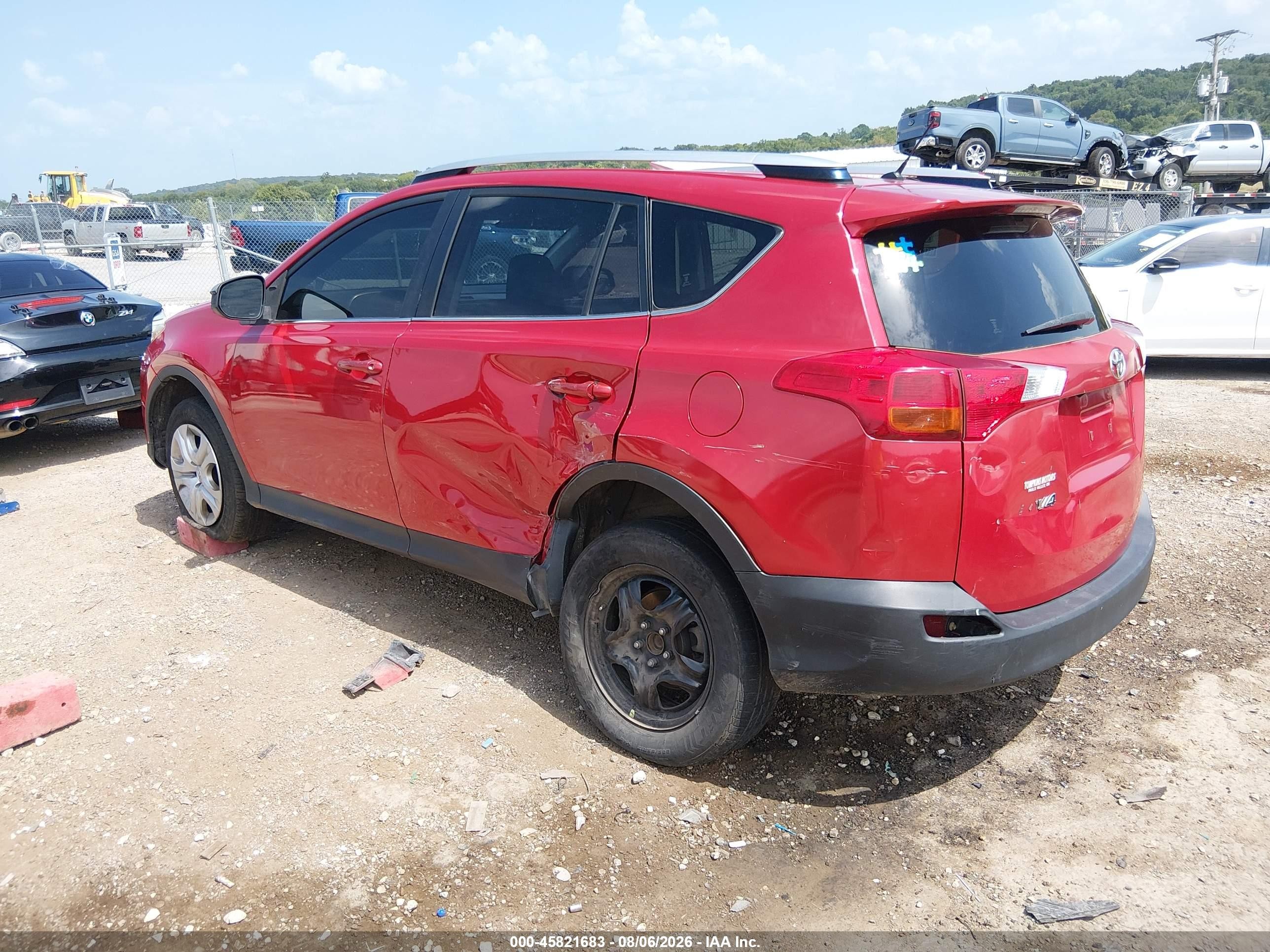 2014 Toyota Rav4 Le Red vin: JTMZFREV8ED034525