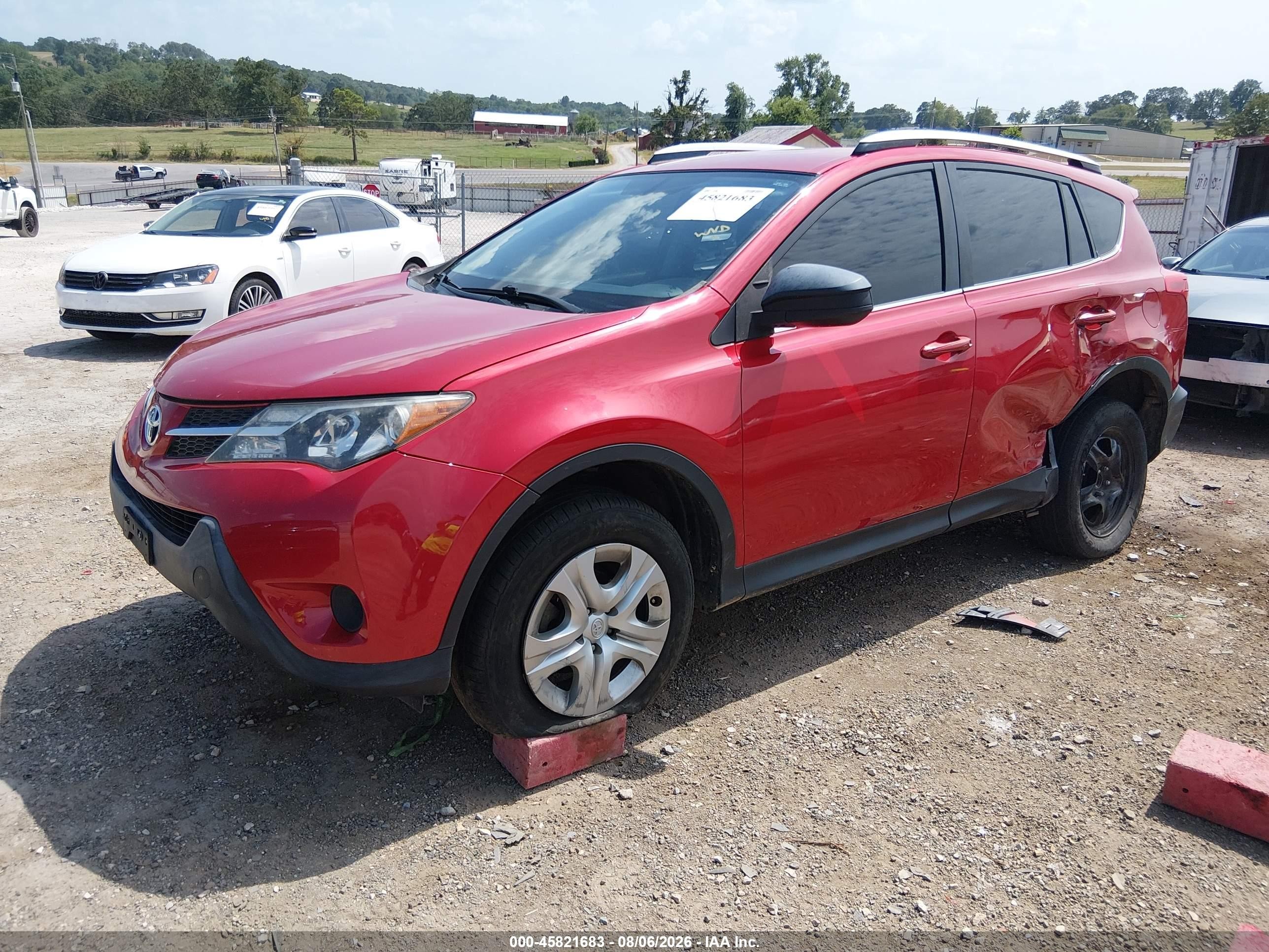 2014 Toyota Rav4 Le Red vin: JTMZFREV8ED034525