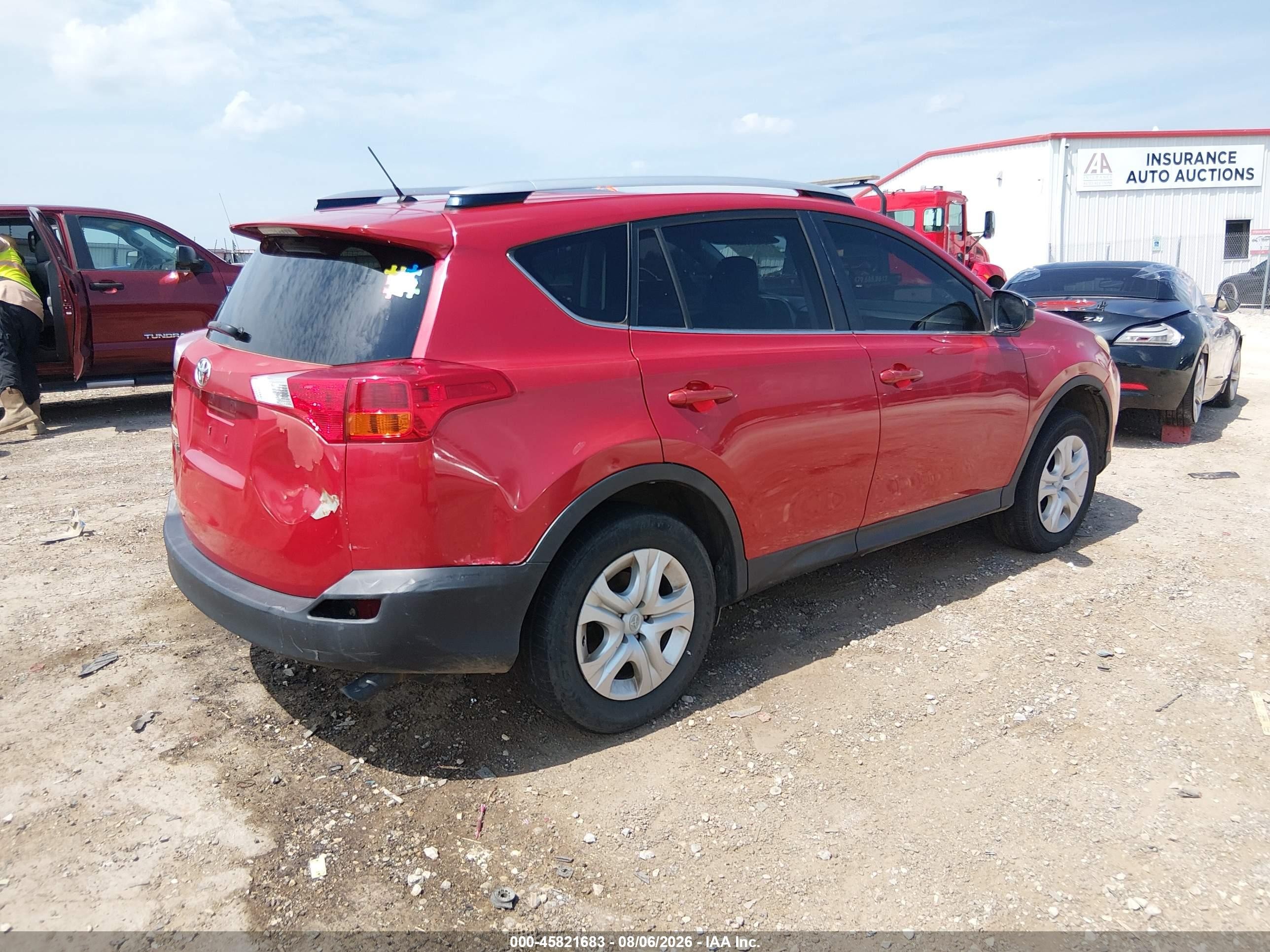 2014 Toyota Rav4 Le Red vin: JTMZFREV8ED034525