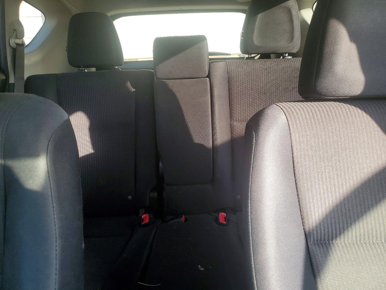 2014 Toyota Rav4 Le Red vin: JTMZFREV8EJ009352