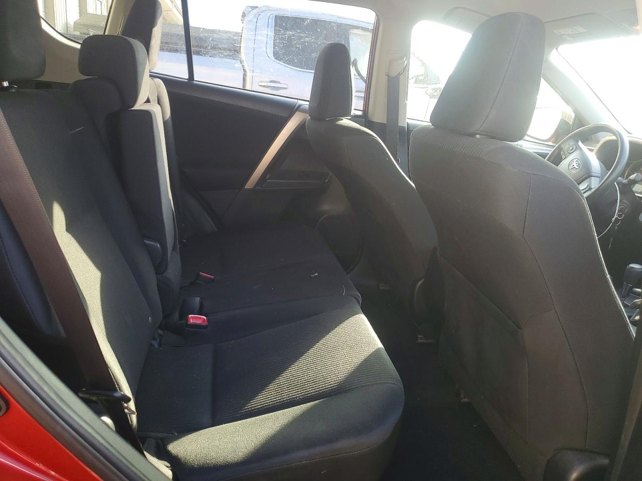 2014 Toyota Rav4 Le Red vin: JTMZFREV8EJ009352