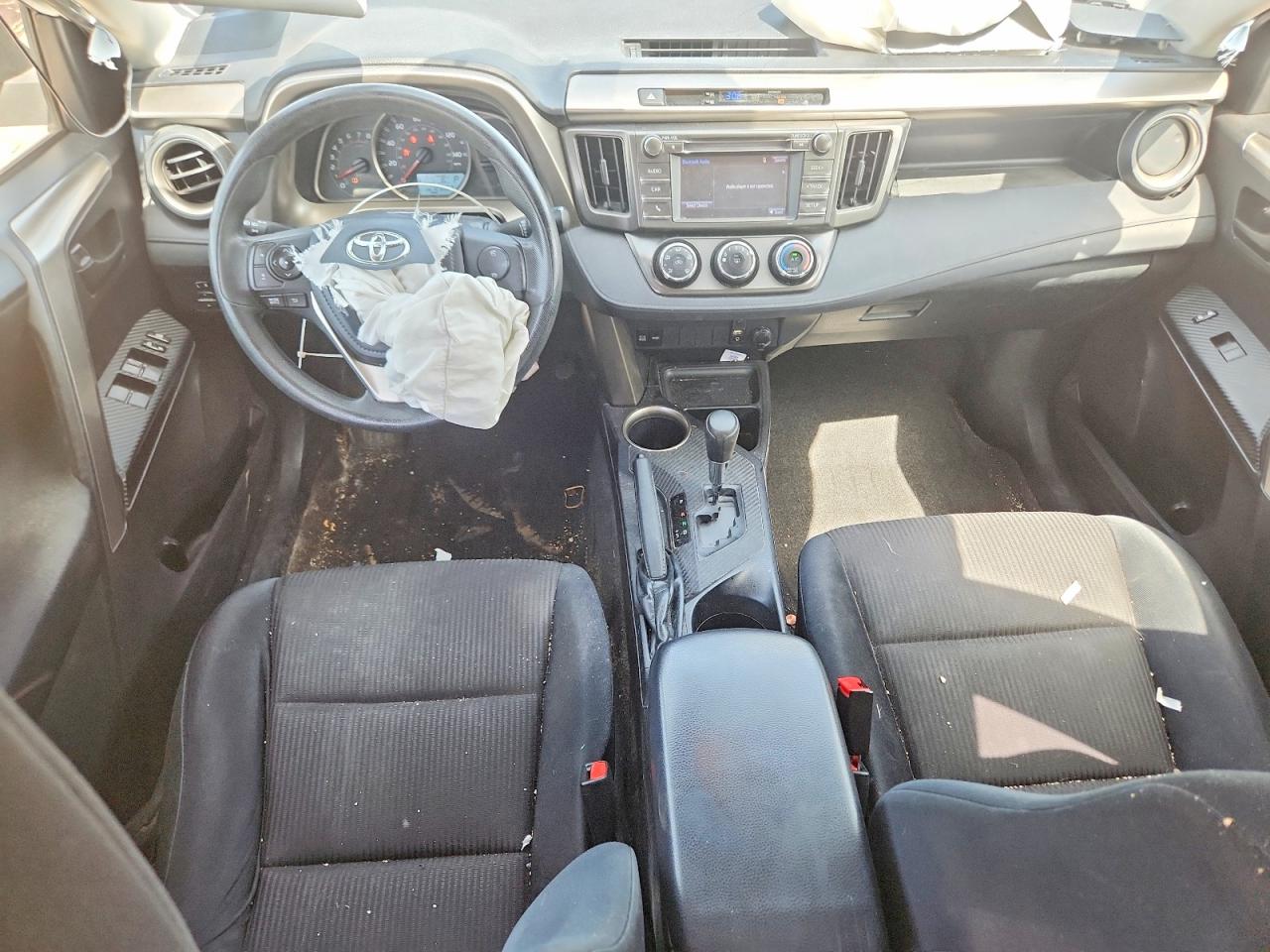 2014 Toyota Rav4 Le Белый vin: JTMZFREV8EJ014891