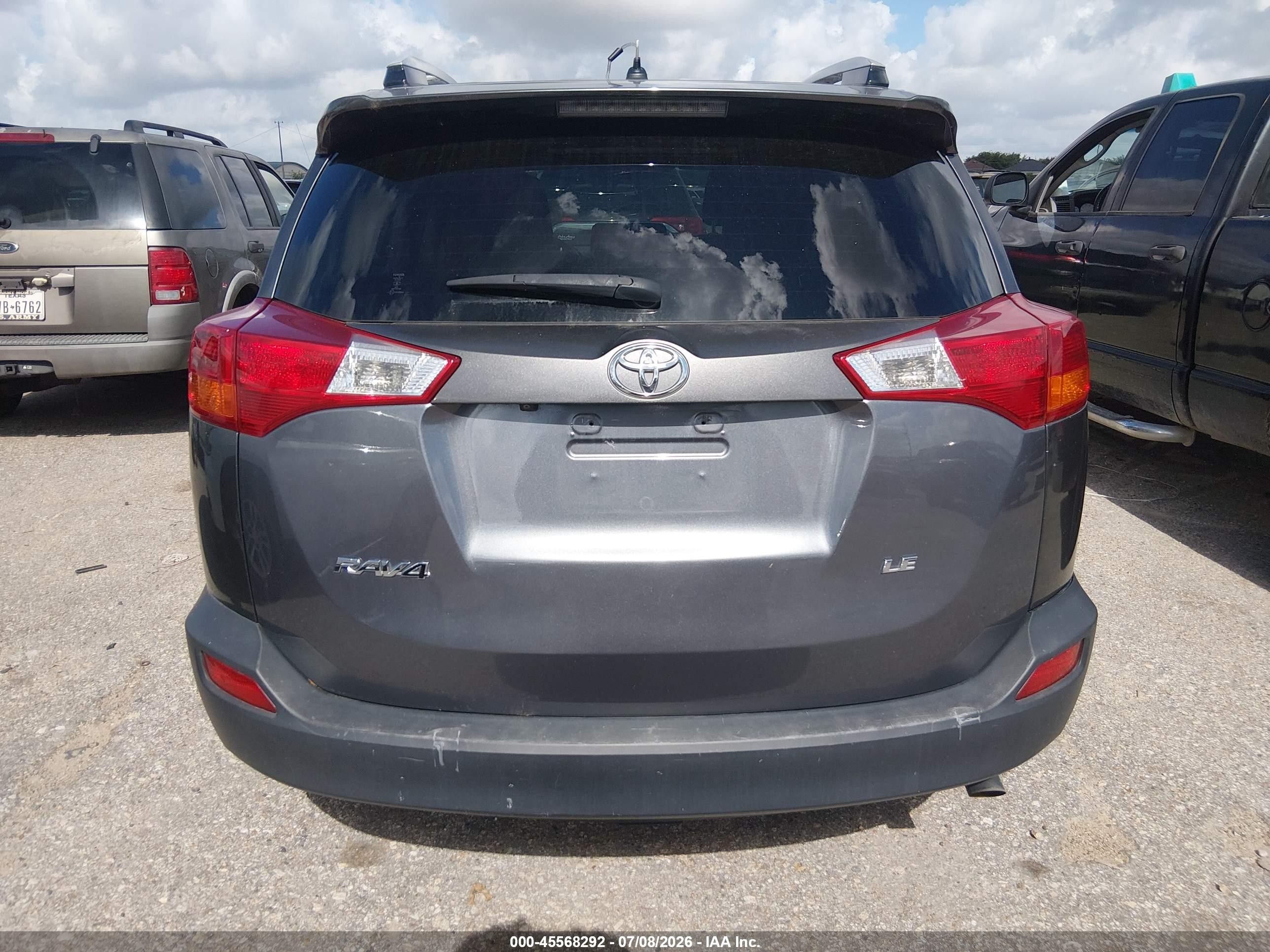 2015 Toyota Rav4 Le Gray vin: JTMZFREV8FD060978