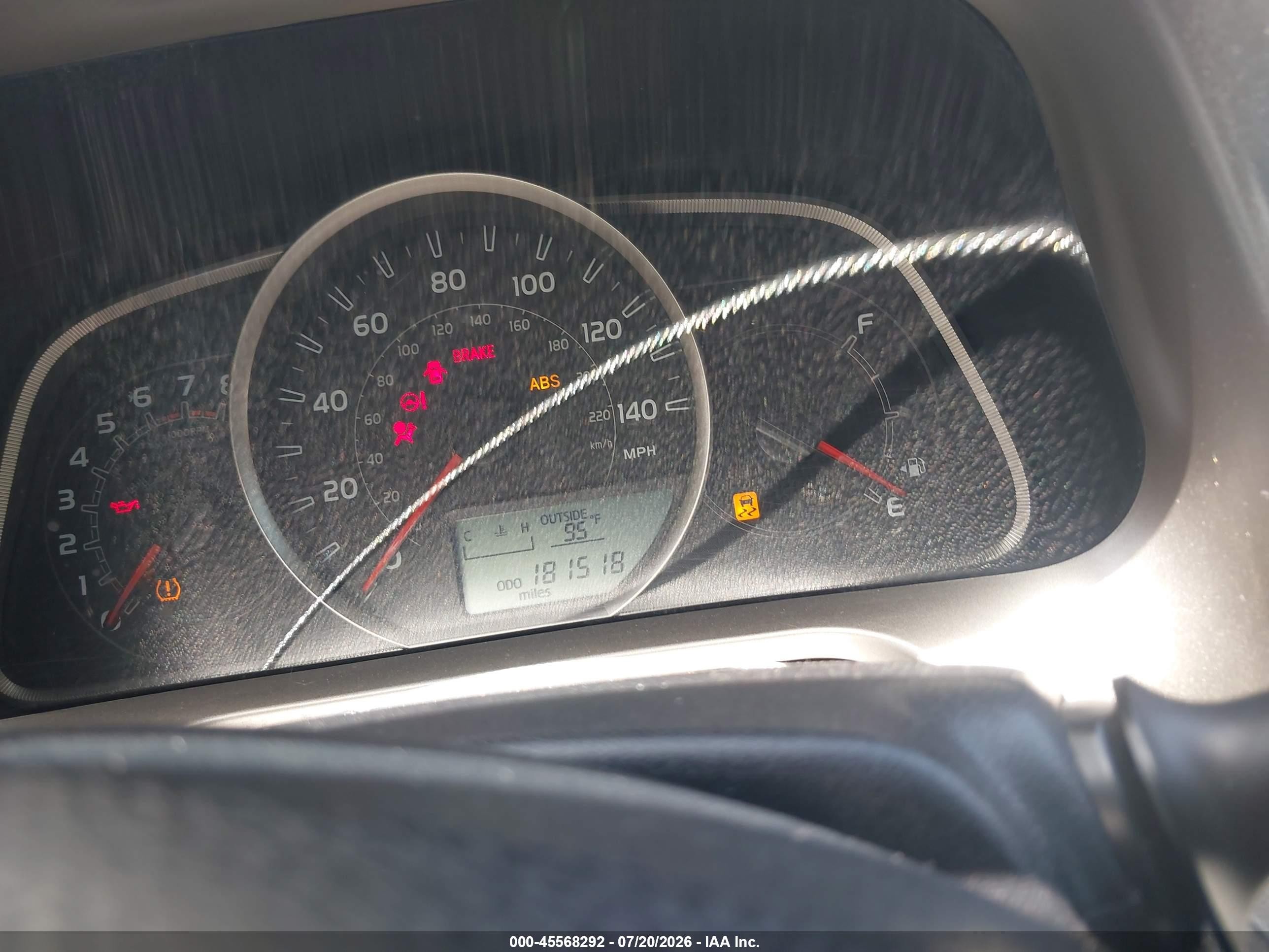 2015 Toyota Rav4 Le Gray vin: JTMZFREV8FD060978