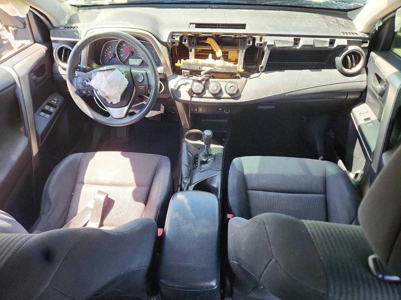 2015 Toyota Rav4 Le Brown vin: JTMZFREV8FD064335