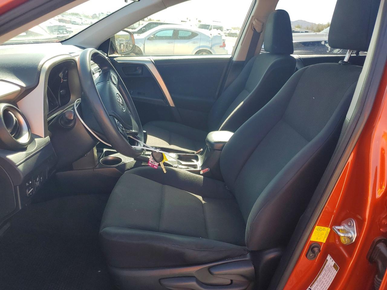 2015 Toyota Rav4 Le Оранжевый vin: JTMZFREV8FD069888