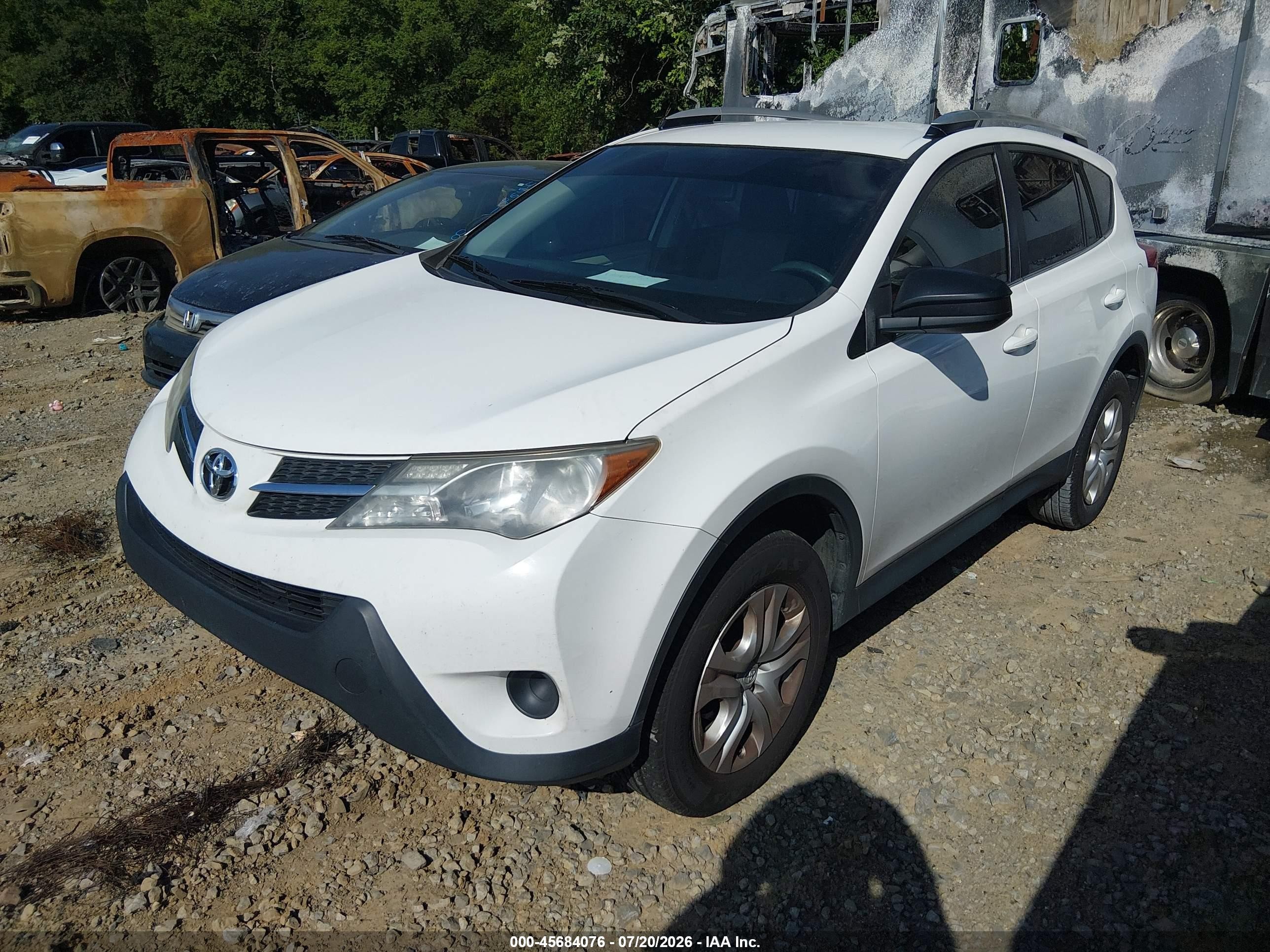 2013 Toyota Rav4 Le Белый vin: JTMZFREV9D5000487