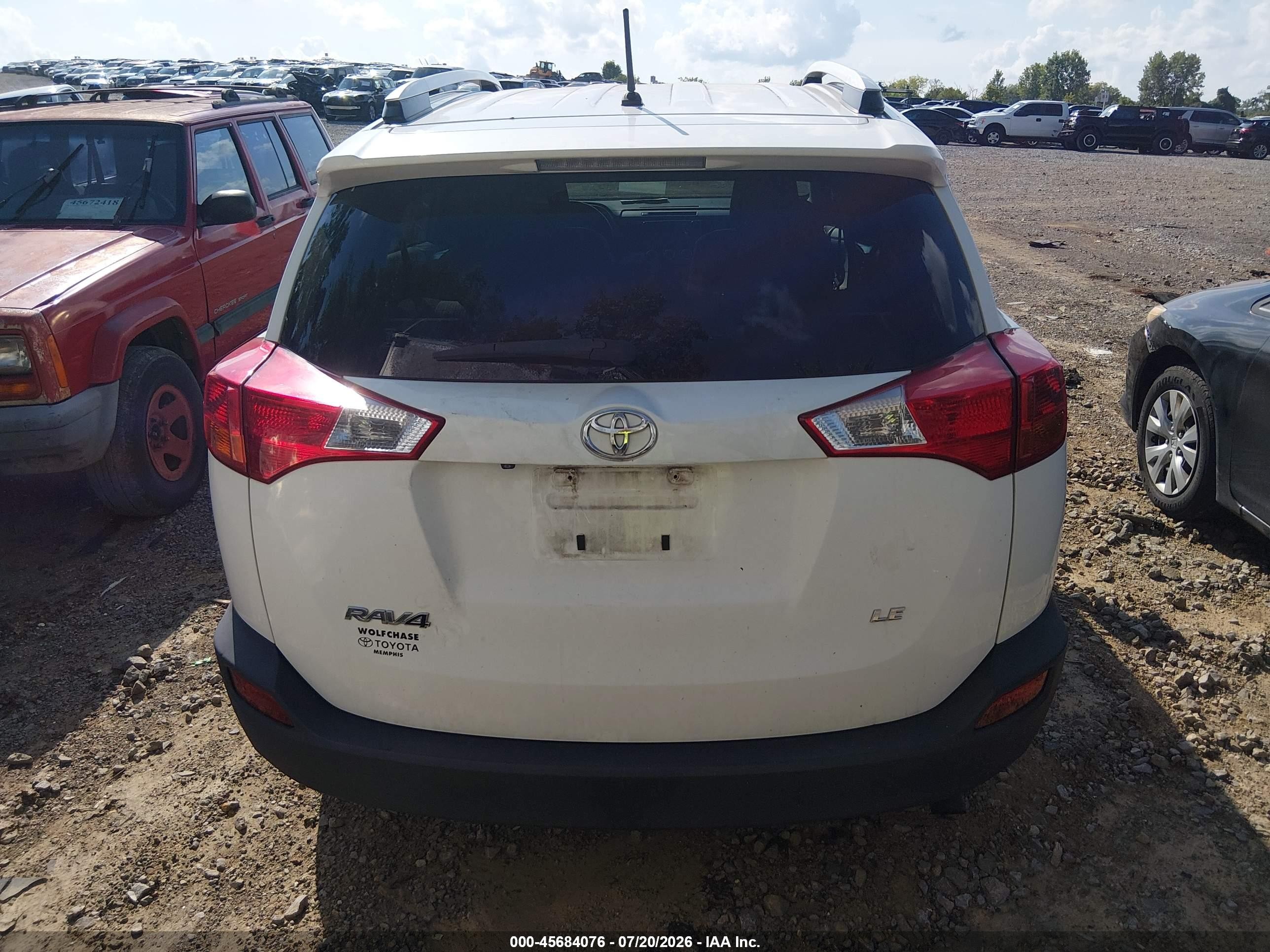 2013 Toyota Rav4 Le Белый vin: JTMZFREV9D5000487