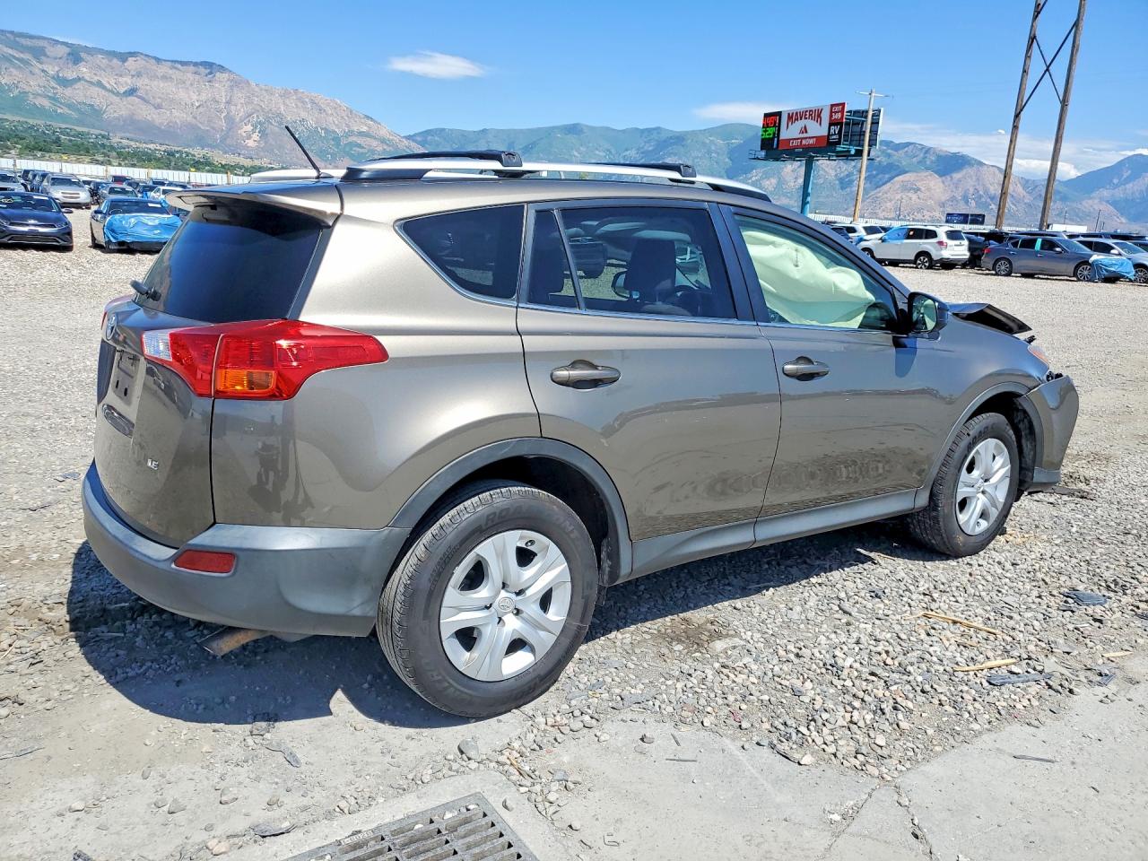2013 Toyota Rav4 Le Brown vin: JTMZFREV9D5013773