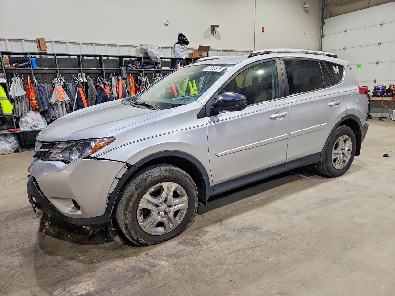 2013 Toyota Rav4 Le Silver vin: JTMZFREV9D5016852