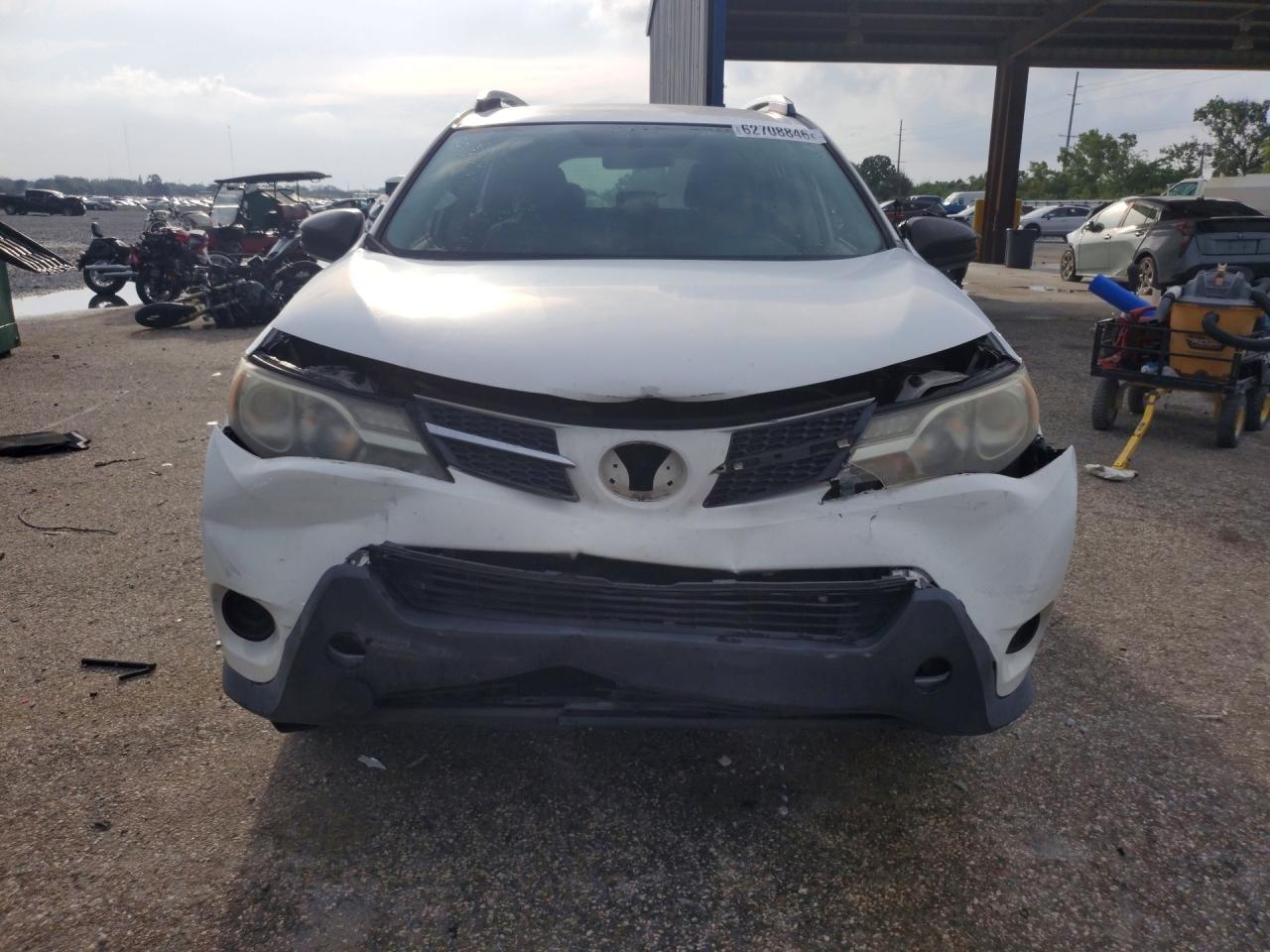 2013 Toyota Rav4 Le White vin: JTMZFREV9DD017988