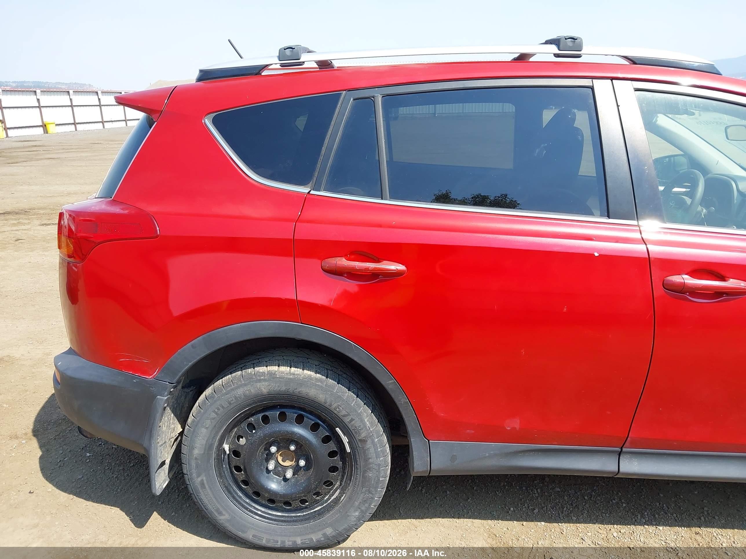 2013 Toyota Rav4 Le Red vin: JTMZFREV9DD025122