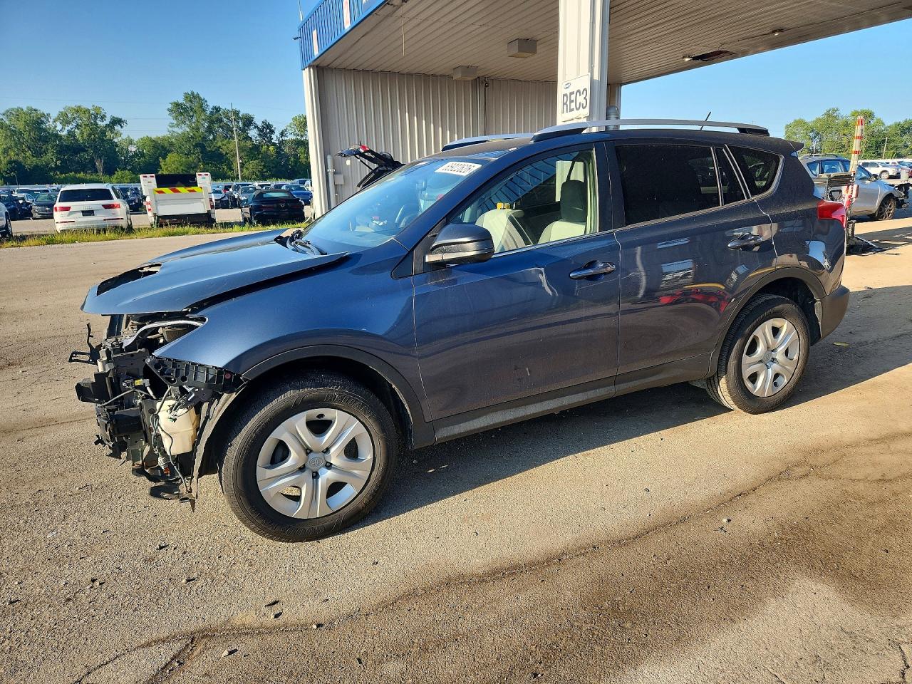 2014 Toyota Rav4 Le Blue vin: JTMZFREV9ED038549