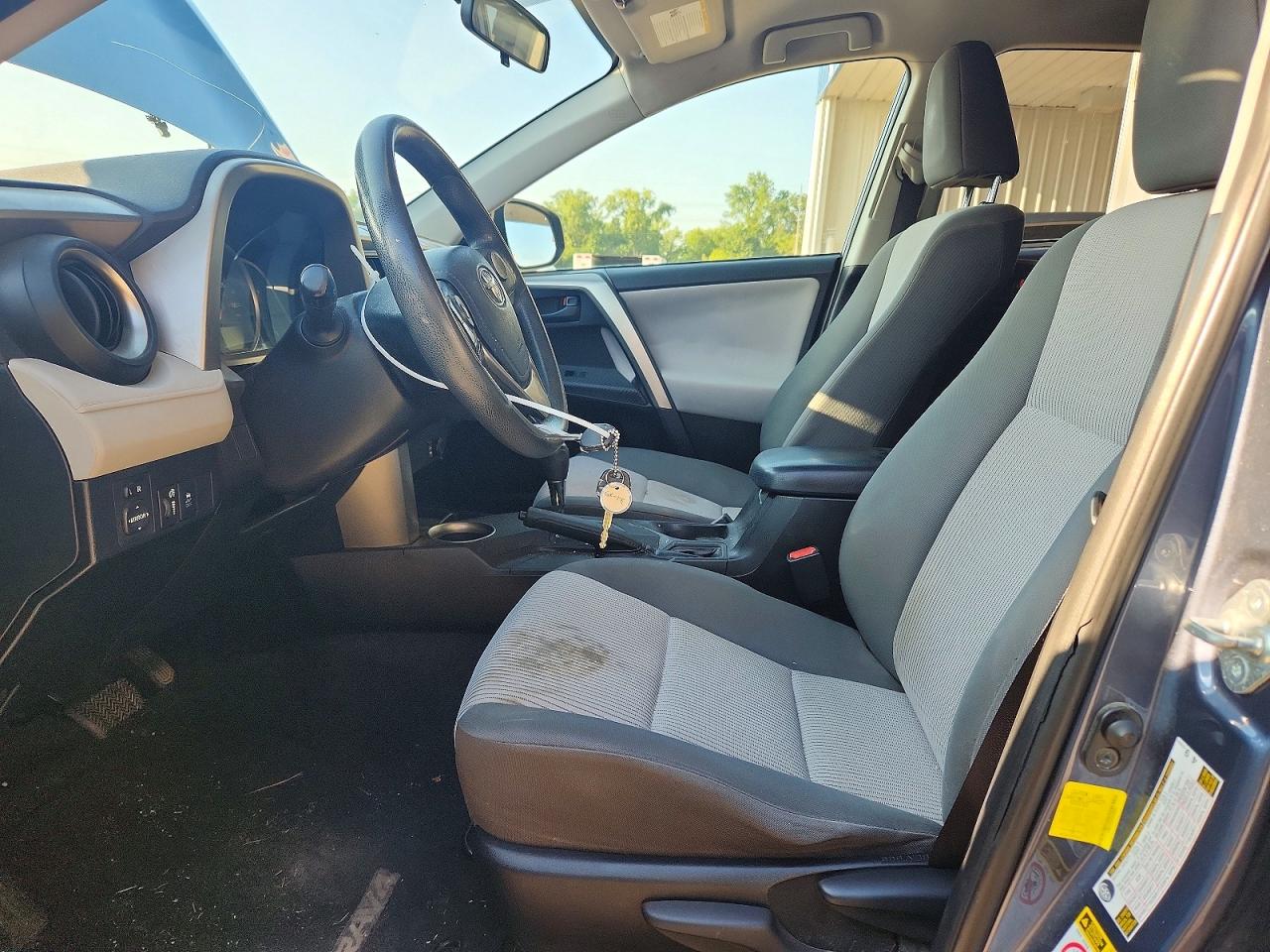2014 Toyota Rav4 Le Blue vin: JTMZFREV9ED038549