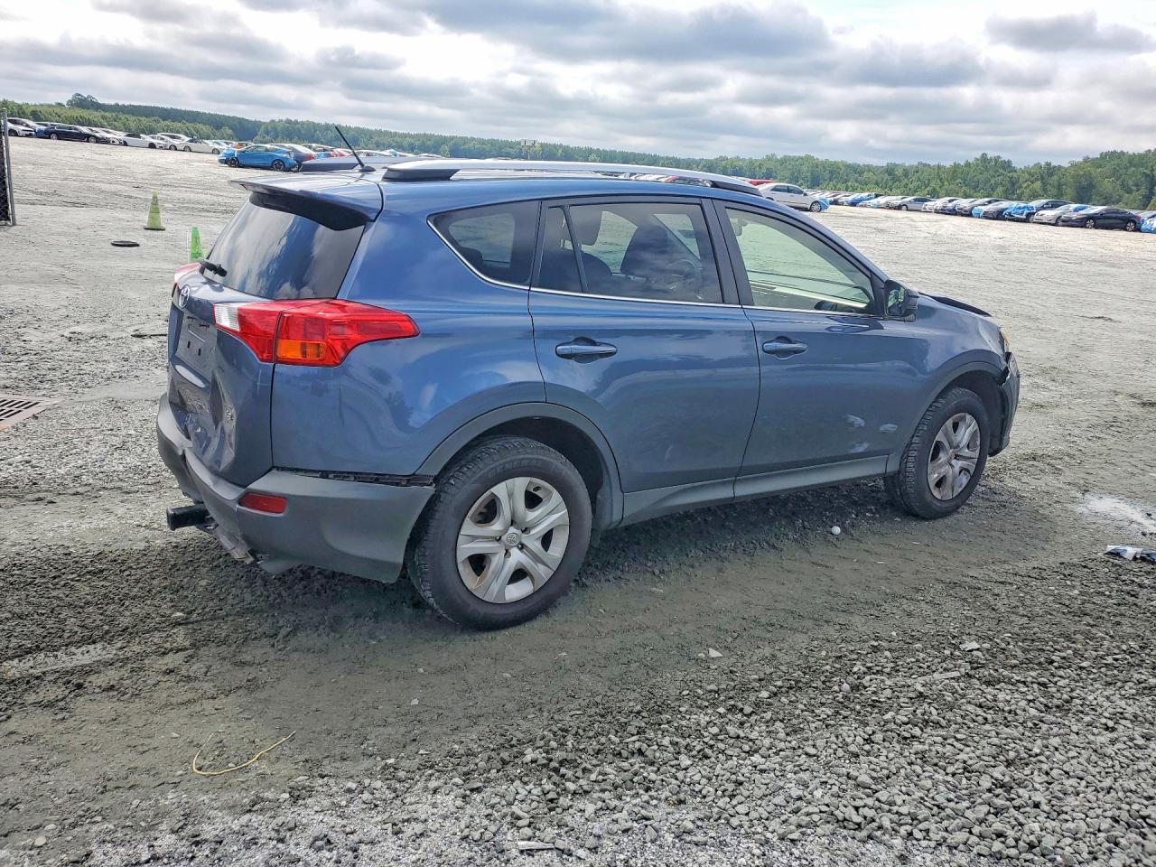 2014 Toyota Rav4 Le Blue vin: JTMZFREV9ED042682