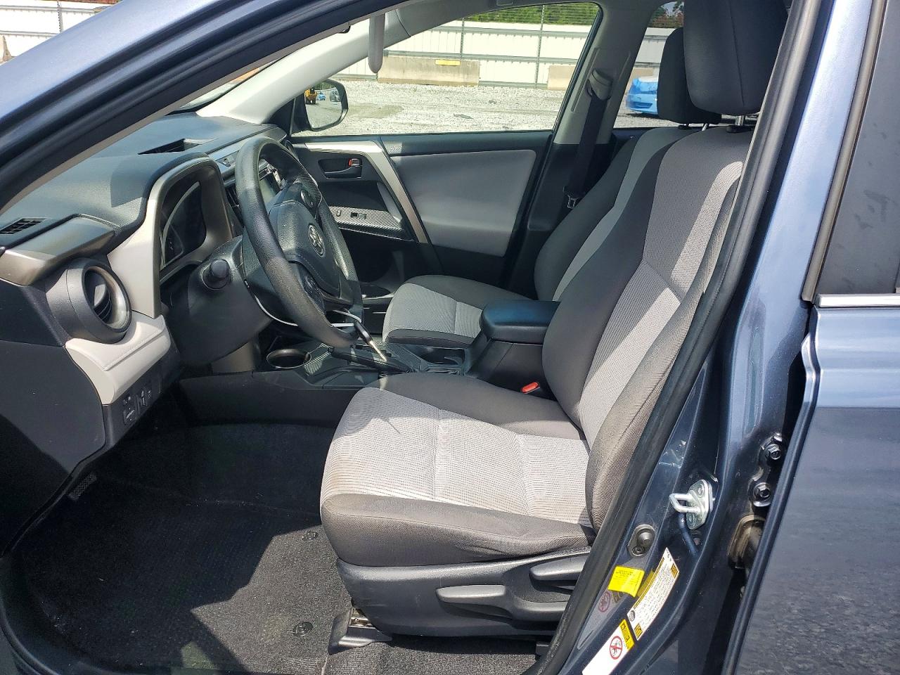 2014 Toyota Rav4 Le Blue vin: JTMZFREV9ED042682