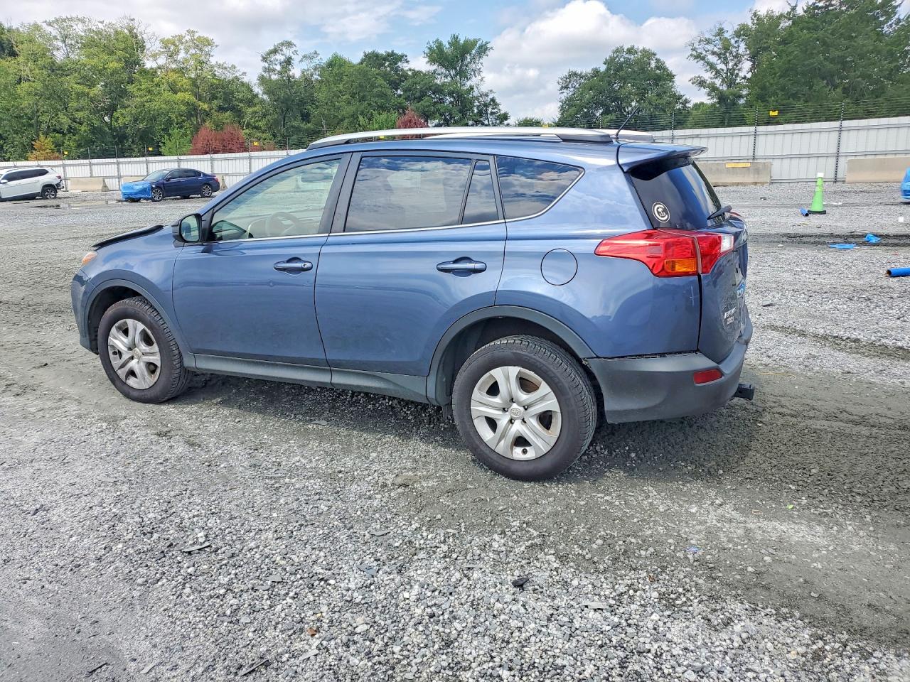 2014 Toyota Rav4 Le Blue vin: JTMZFREV9ED042682