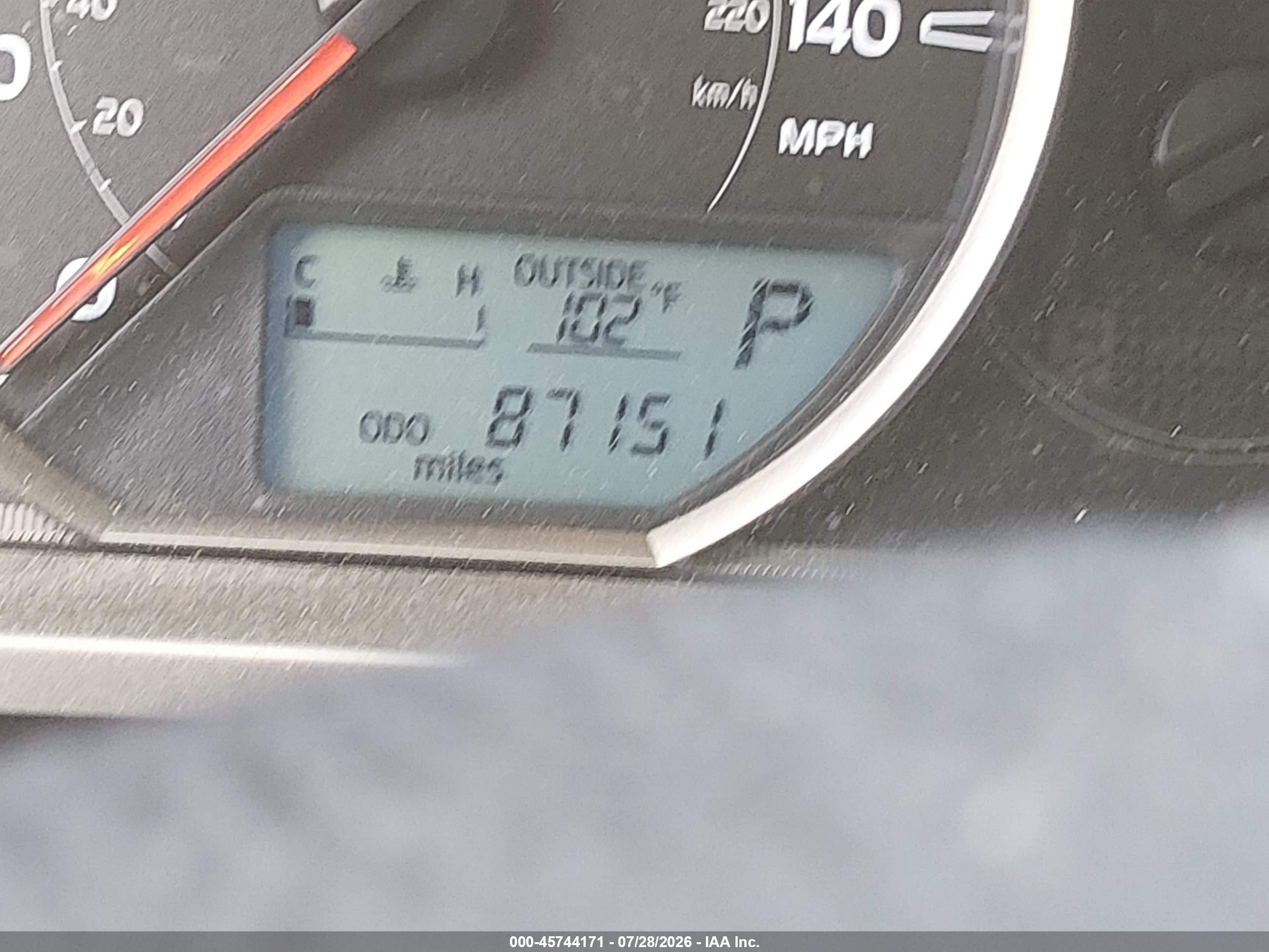 2014 Toyota Rav4 Le Серебряный vin: JTMZFREV9EJ005052