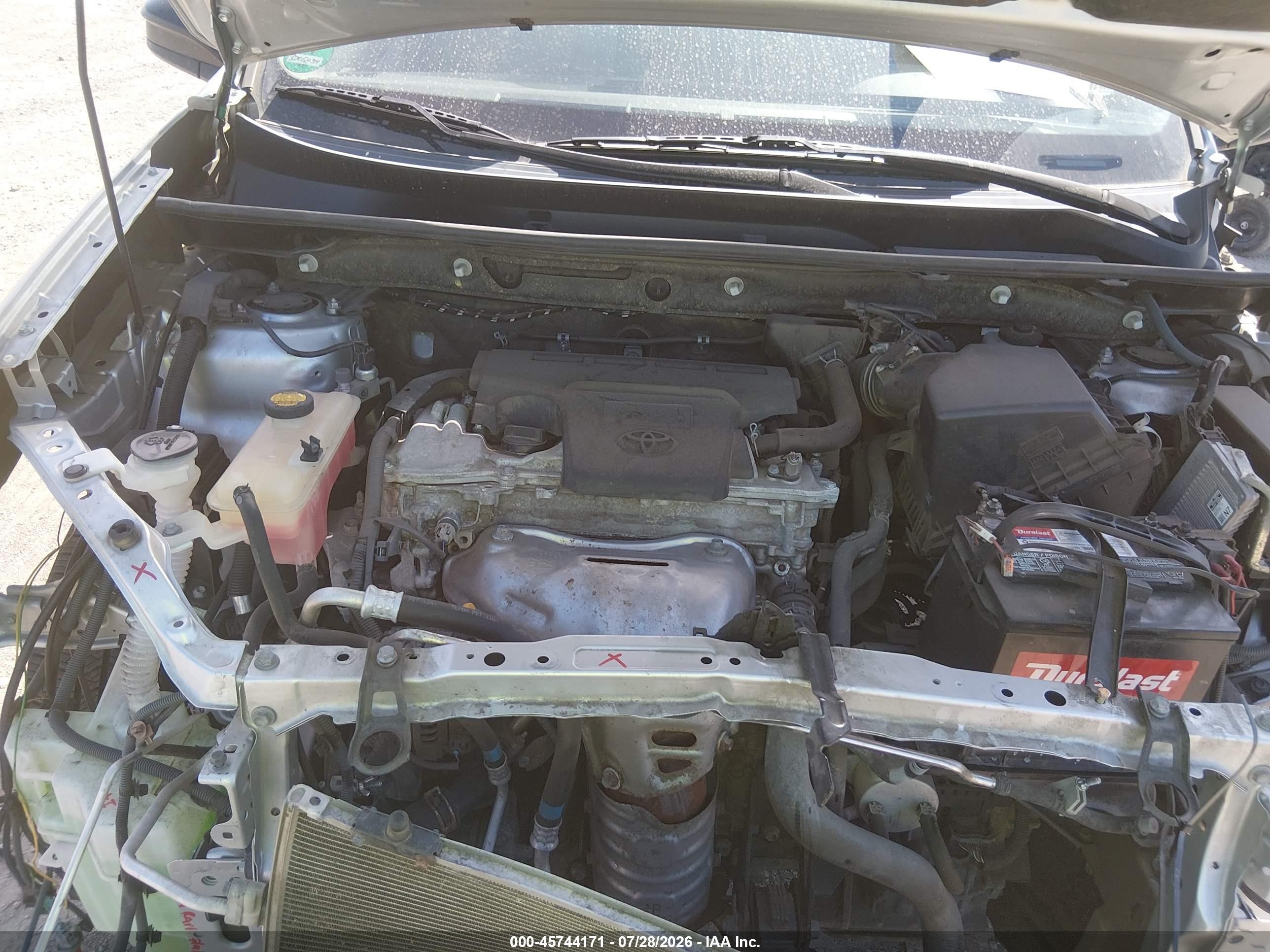 2014 Toyota Rav4 Le Серебряный vin: JTMZFREV9EJ005052