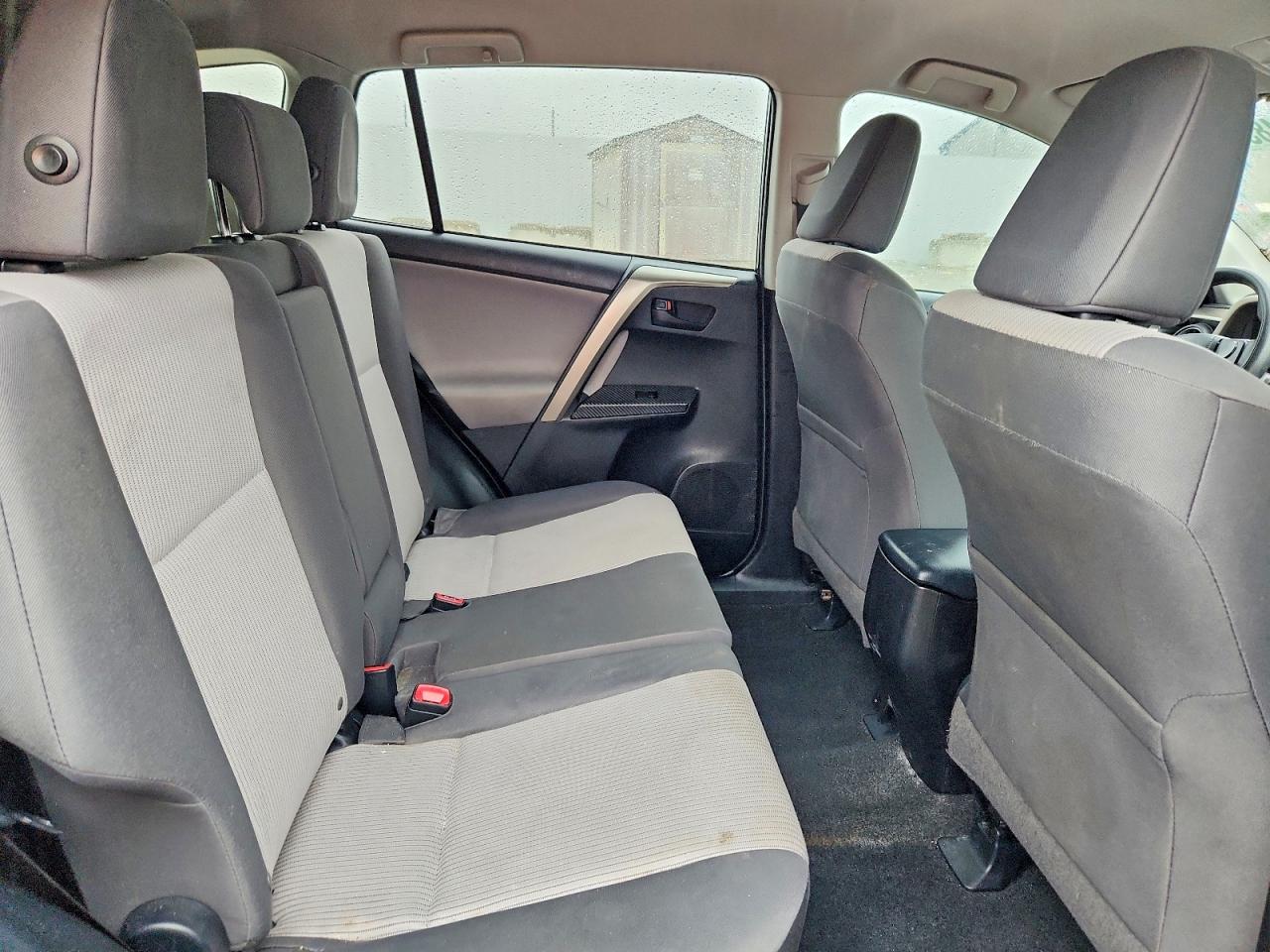 2014 Toyota Rav4 Le Gray vin: JTMZFREV9EJ008291
